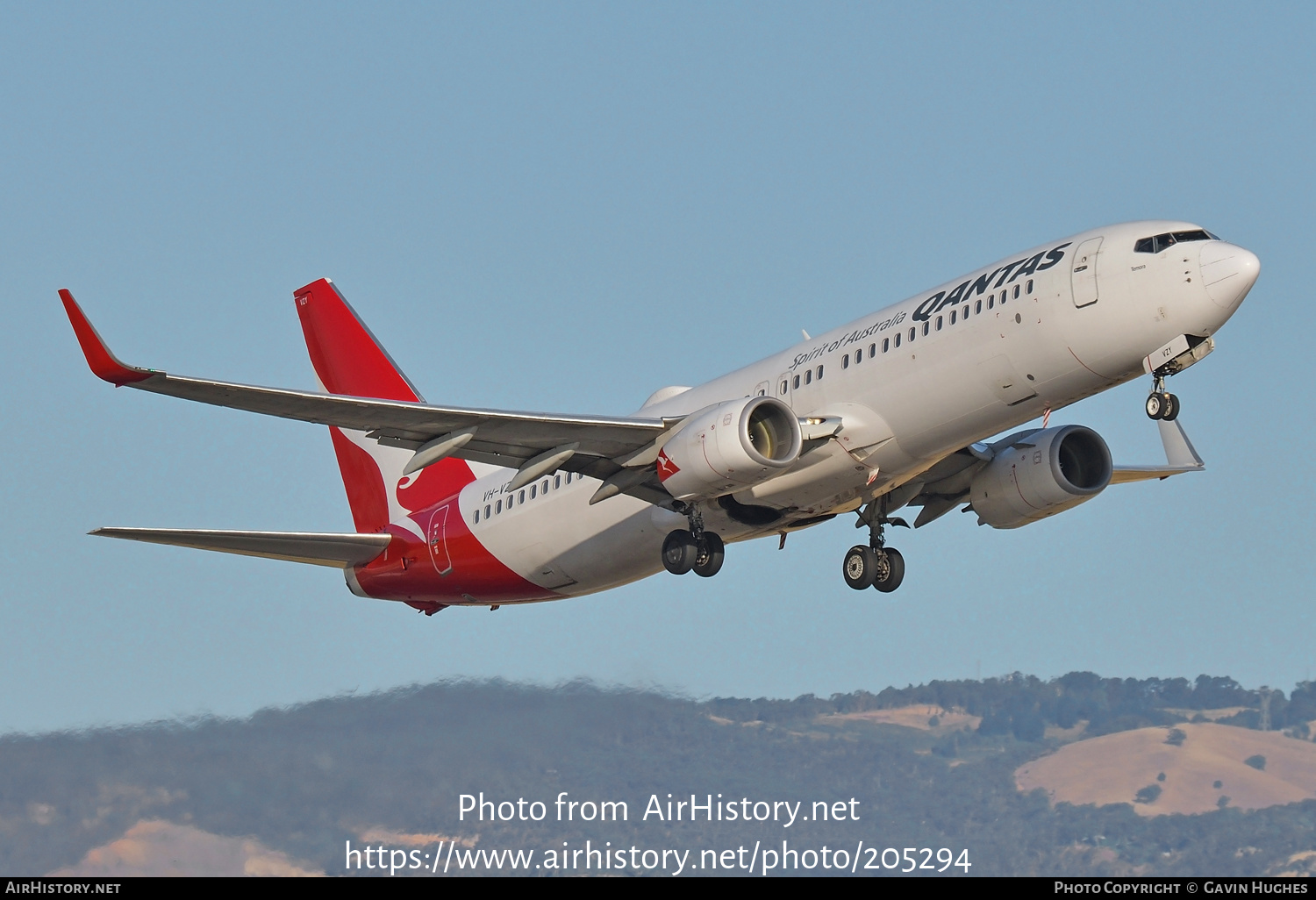 Aircraft Photo of VH-VZY | Boeing 737-838 | Qantas | AirHistory.net #205294