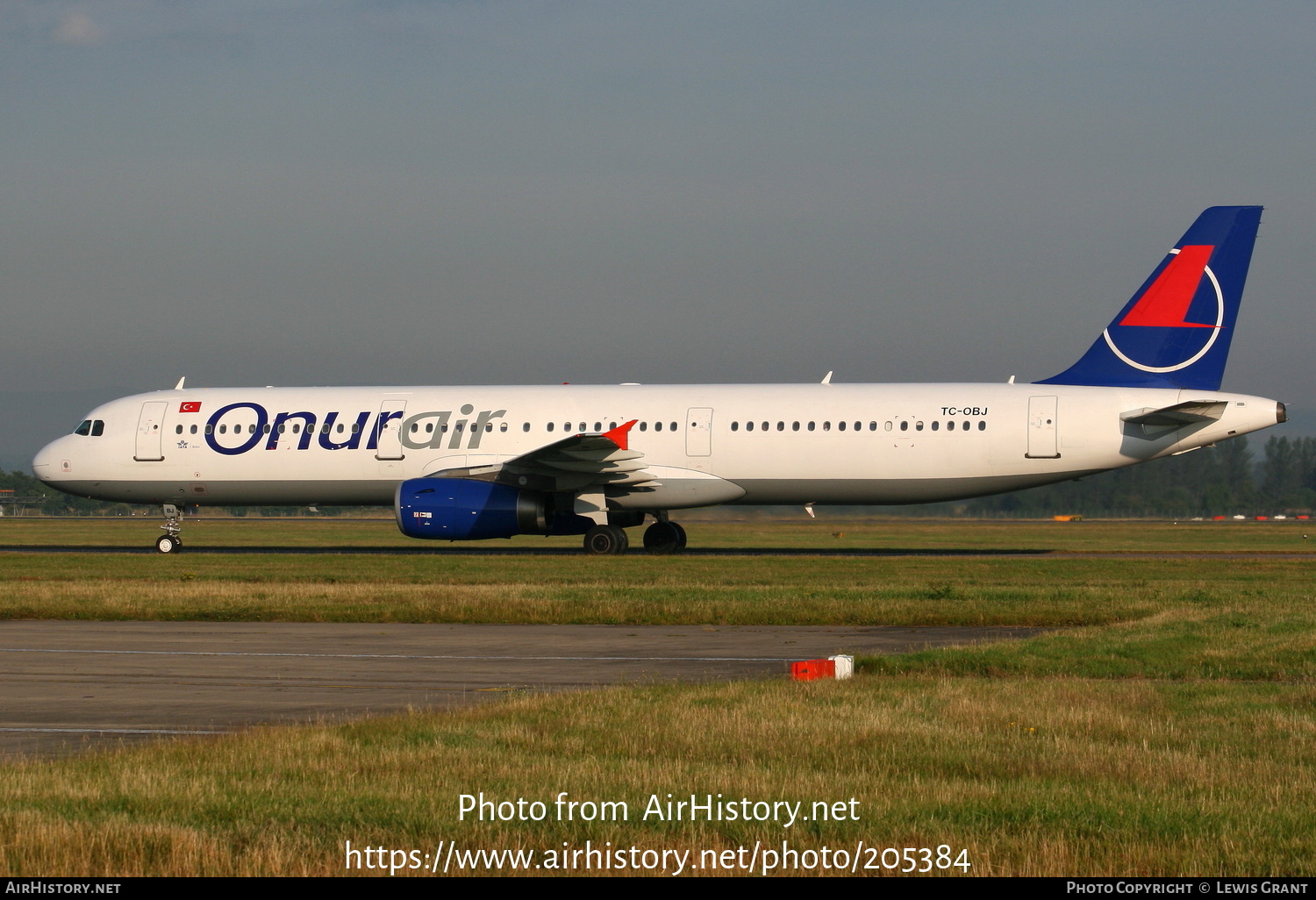 Aircraft Photo of TC-OBJ | Airbus A321-231 | Onur Air | AirHistory.net #205384