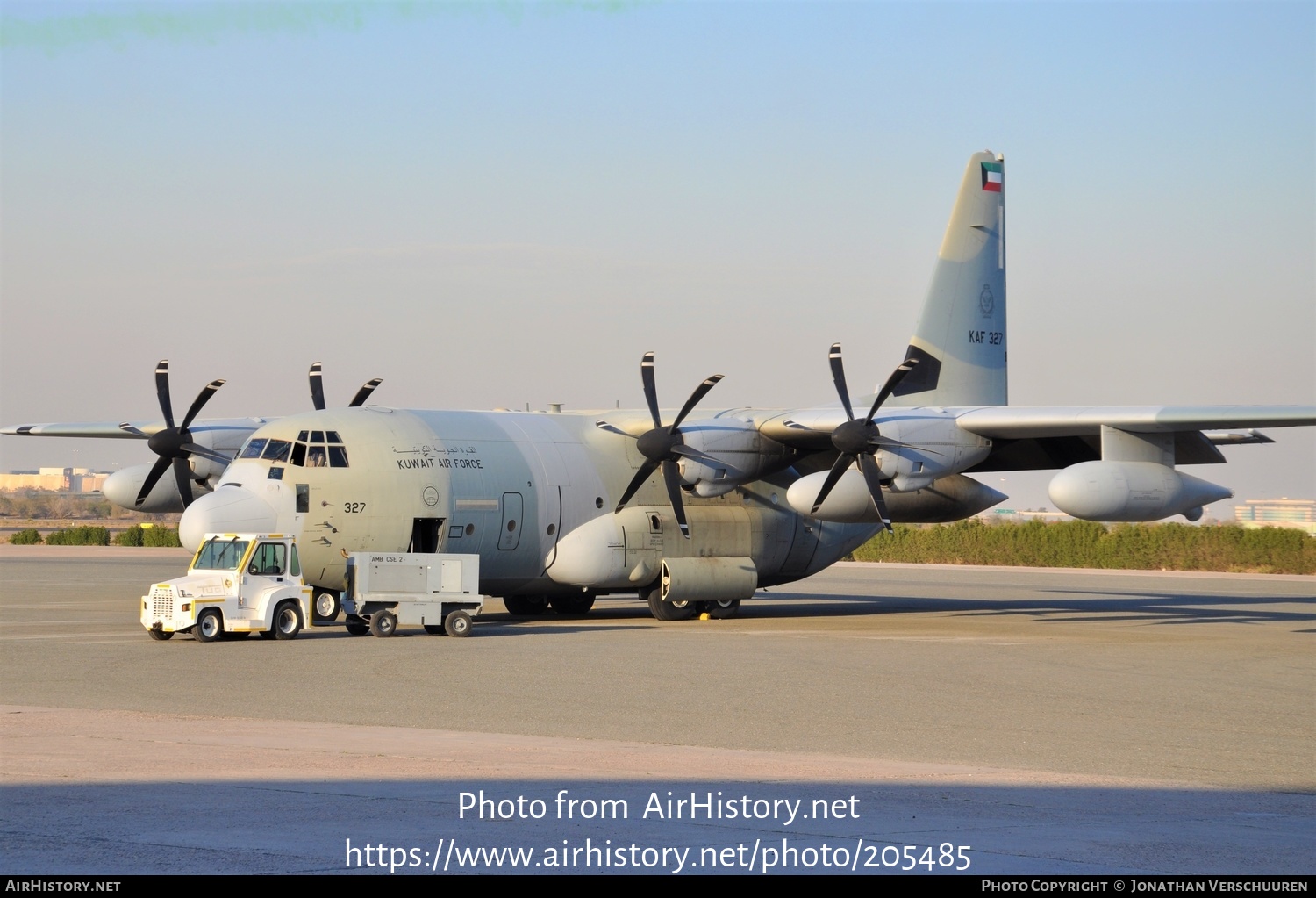 Aircraft Photo of KAF327 | Lockheed Martin KC-130J Hercules | Kuwait - Air Force | AirHistory.net #205485