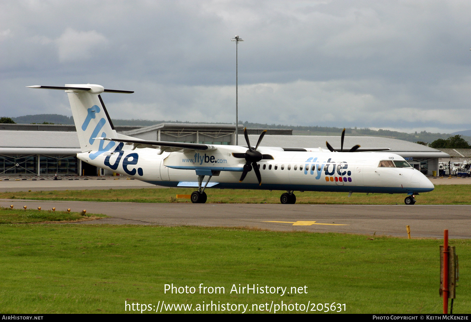 Aircraft Photo of G-ECOD | Bombardier DHC-8-402 Dash 8 | Flybe | AirHistory.net #205631