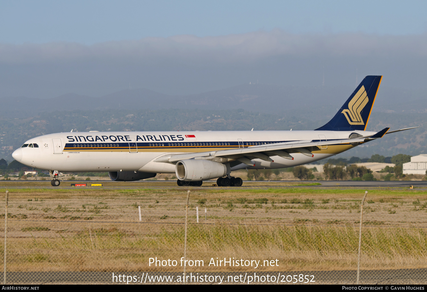 Aircraft Photo of 9V-STH | Airbus A330-343E | Singapore Airlines | AirHistory.net #205852