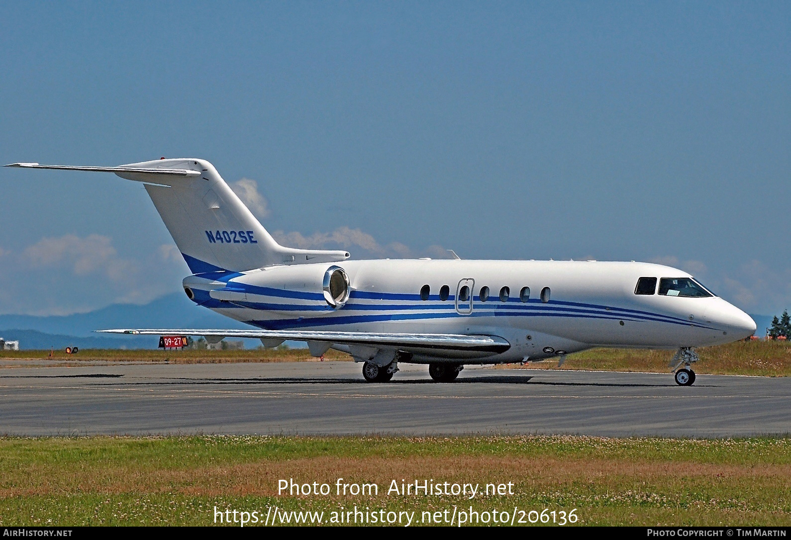 Aircraft Photo of N402SE | Raytheon Hawker 4000 Horizon | AirHistory.net #206136