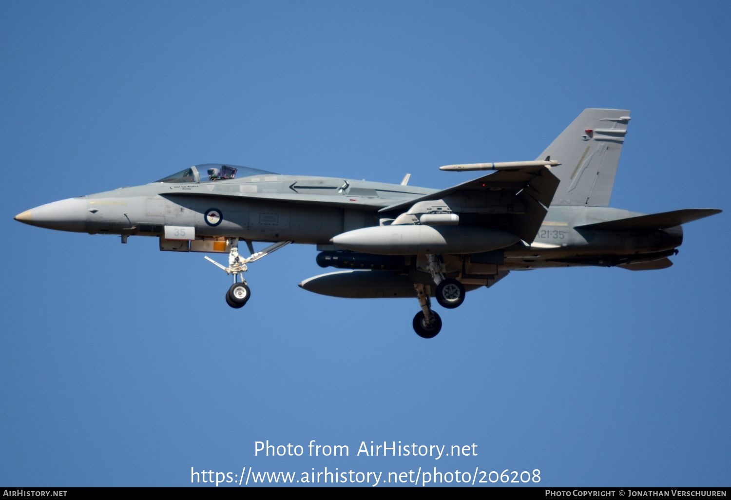 Aircraft Photo of A21-35 | McDonnell Douglas F/A-18A Hornet | Australia - Air Force | AirHistory.net #206208