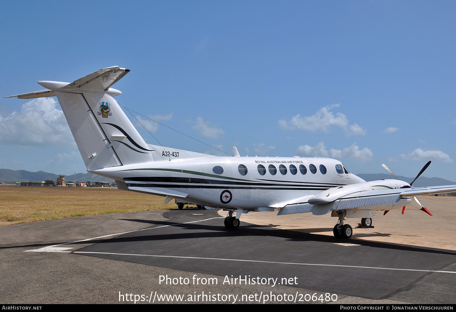 Aircraft Photo of A32-437 | Raytheon 350 King Air (B300) | Australia - Air Force | AirHistory.net #206480