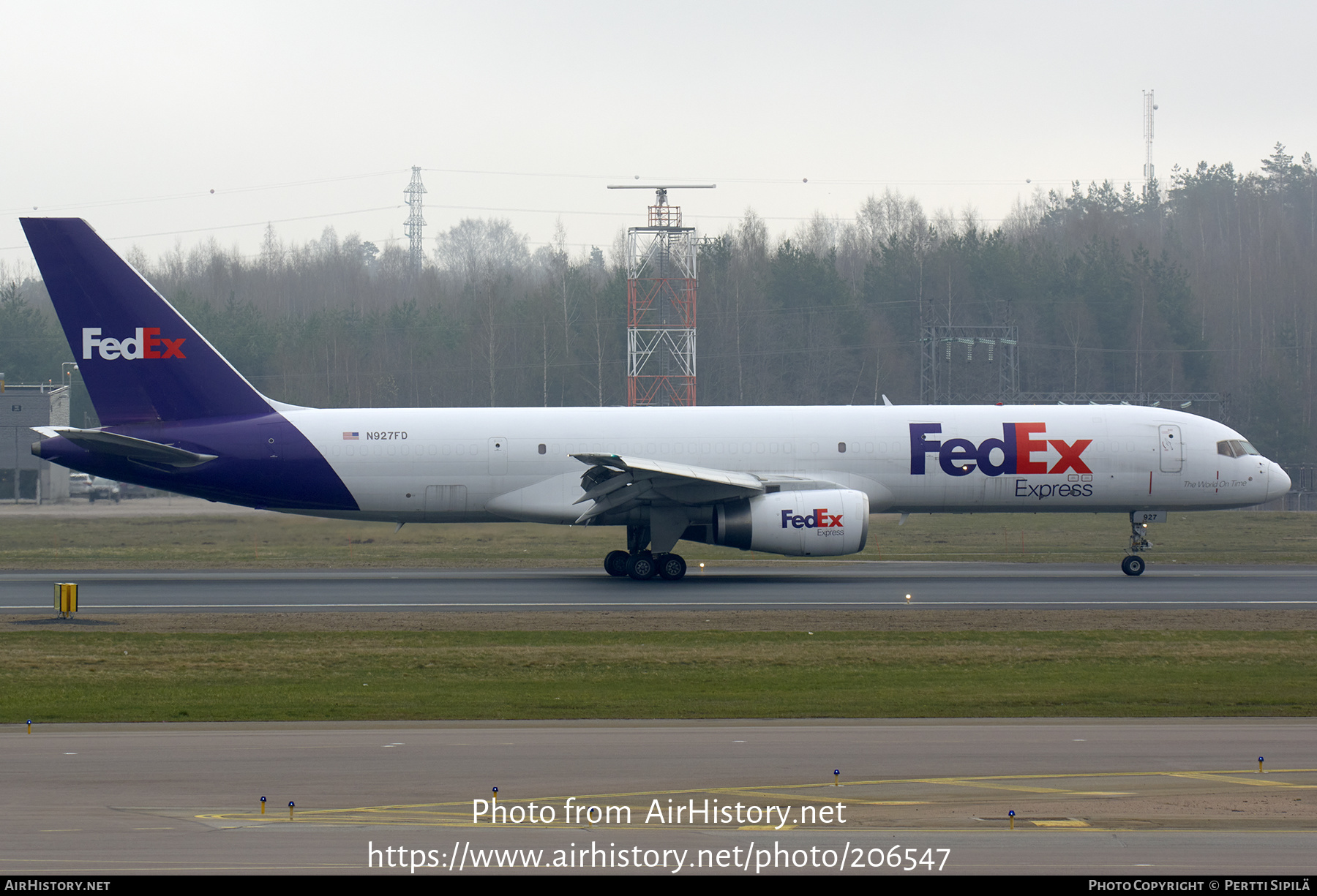 Aircraft Photo of N927FD | Boeing 757-204 | FedEx Express - Federal Express | AirHistory.net #206547