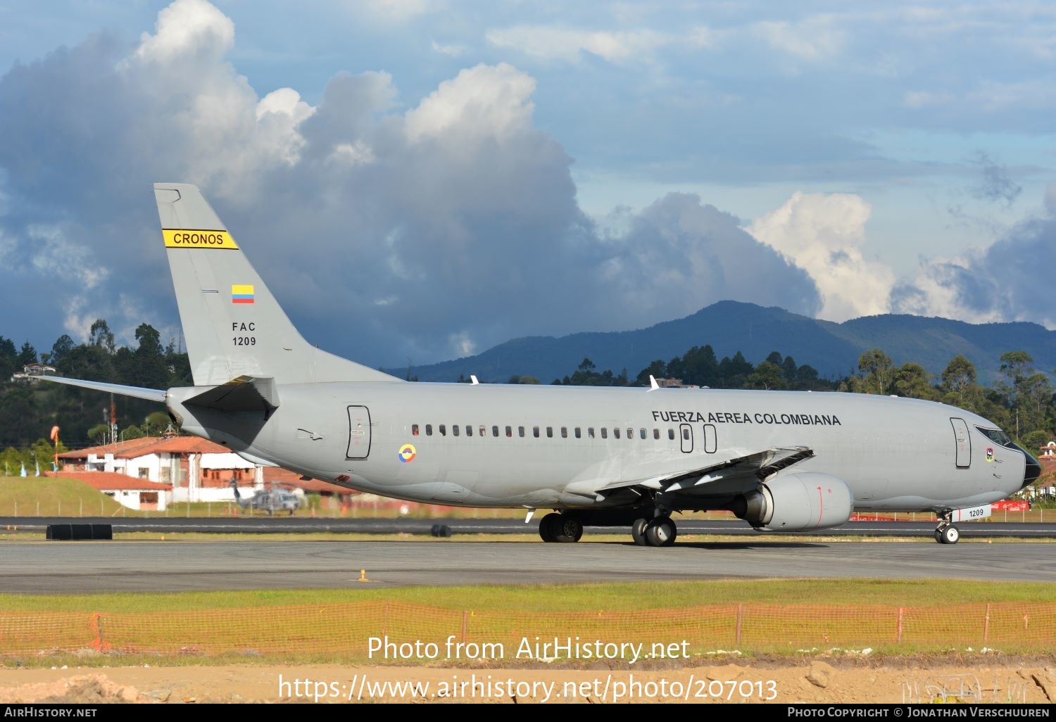 Aircraft Photo of FAC1209 | Boeing 737-46B | Colombia - Air Force | AirHistory.net #207013