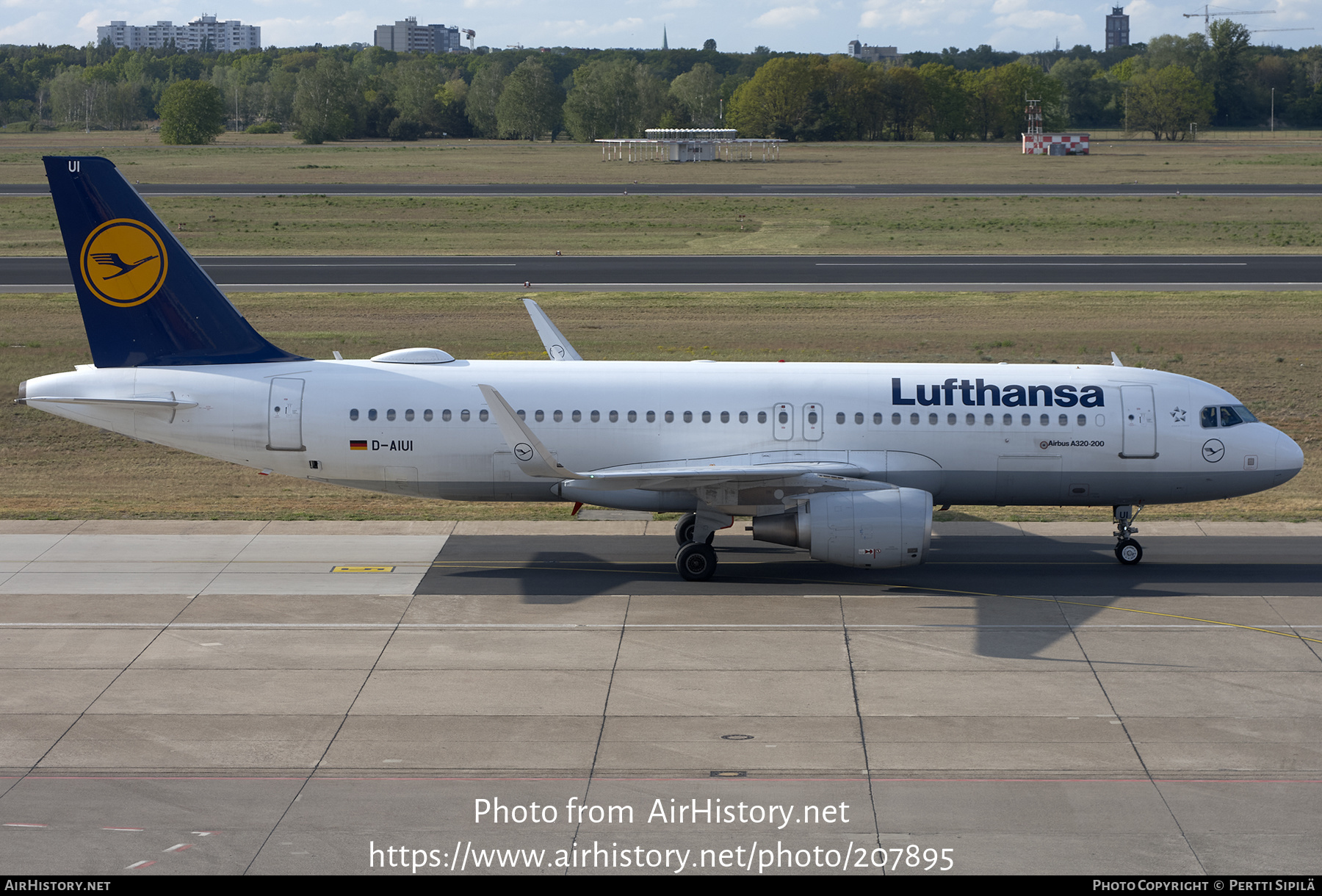 Aircraft Photo of D-AIUI | Airbus A320-214 | Lufthansa | AirHistory.net #207895