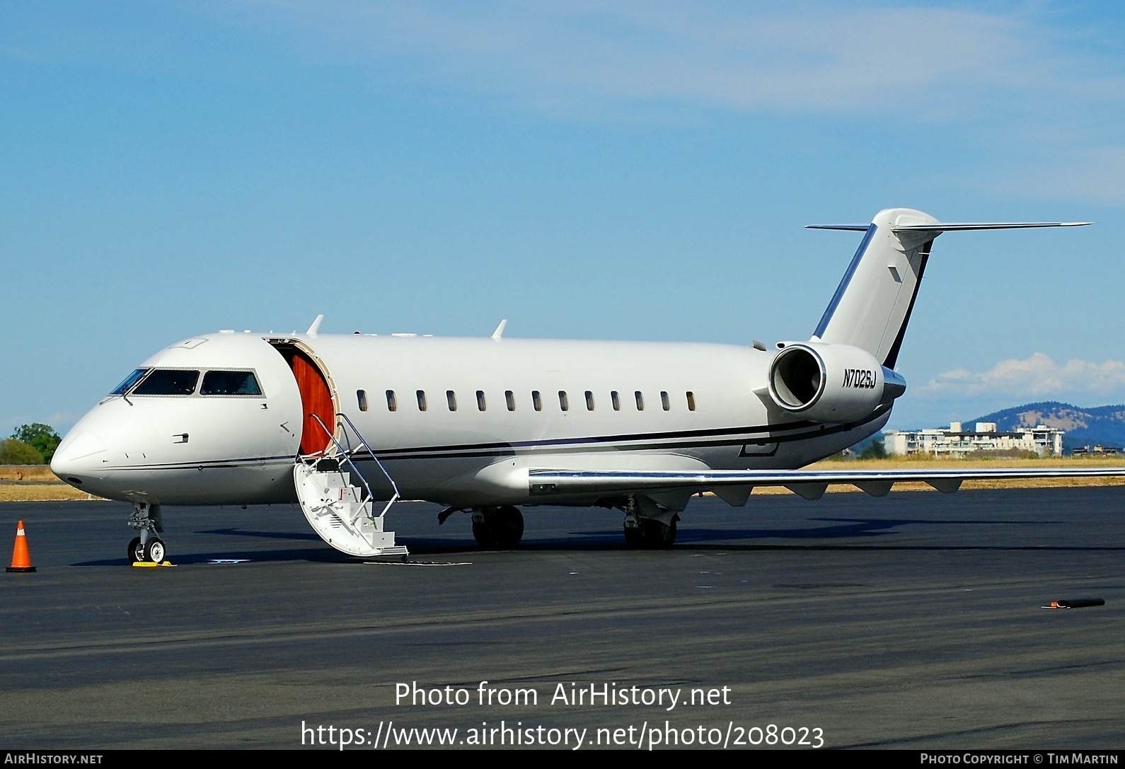 Aircraft Photo of N702SJ | Bombardier CRJ-200ER (CL-600-2B19) | AirHistory.net #208023