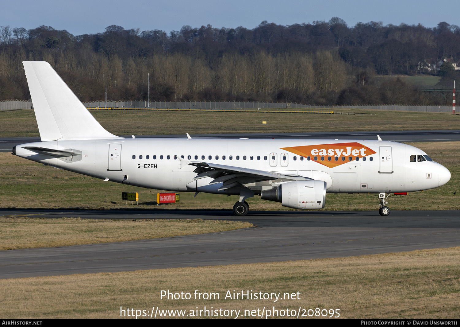 Aircraft Photo of G-EZEH | Airbus A319-111 | EasyJet | AirHistory.net #208095