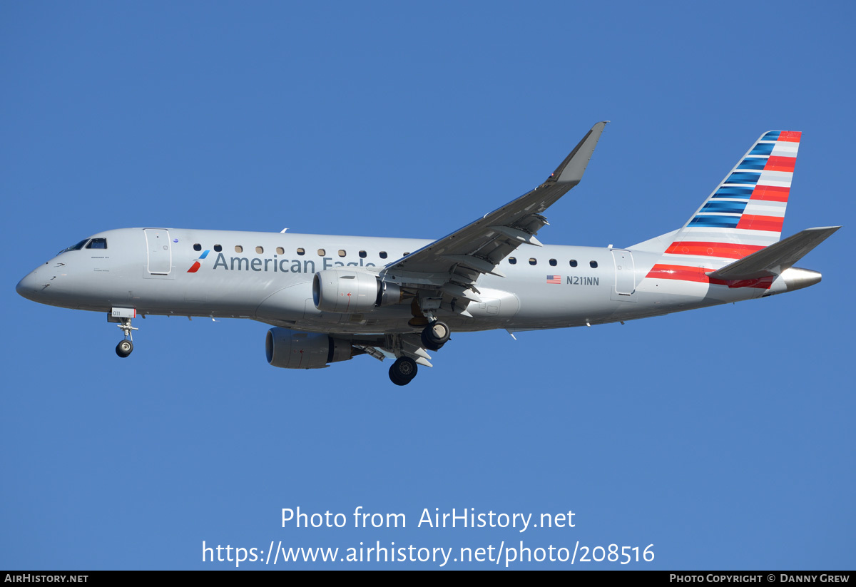 Aircraft Photo of N211NN | Embraer 175LR (ERJ-170-200LR) | American Eagle | AirHistory.net #208516