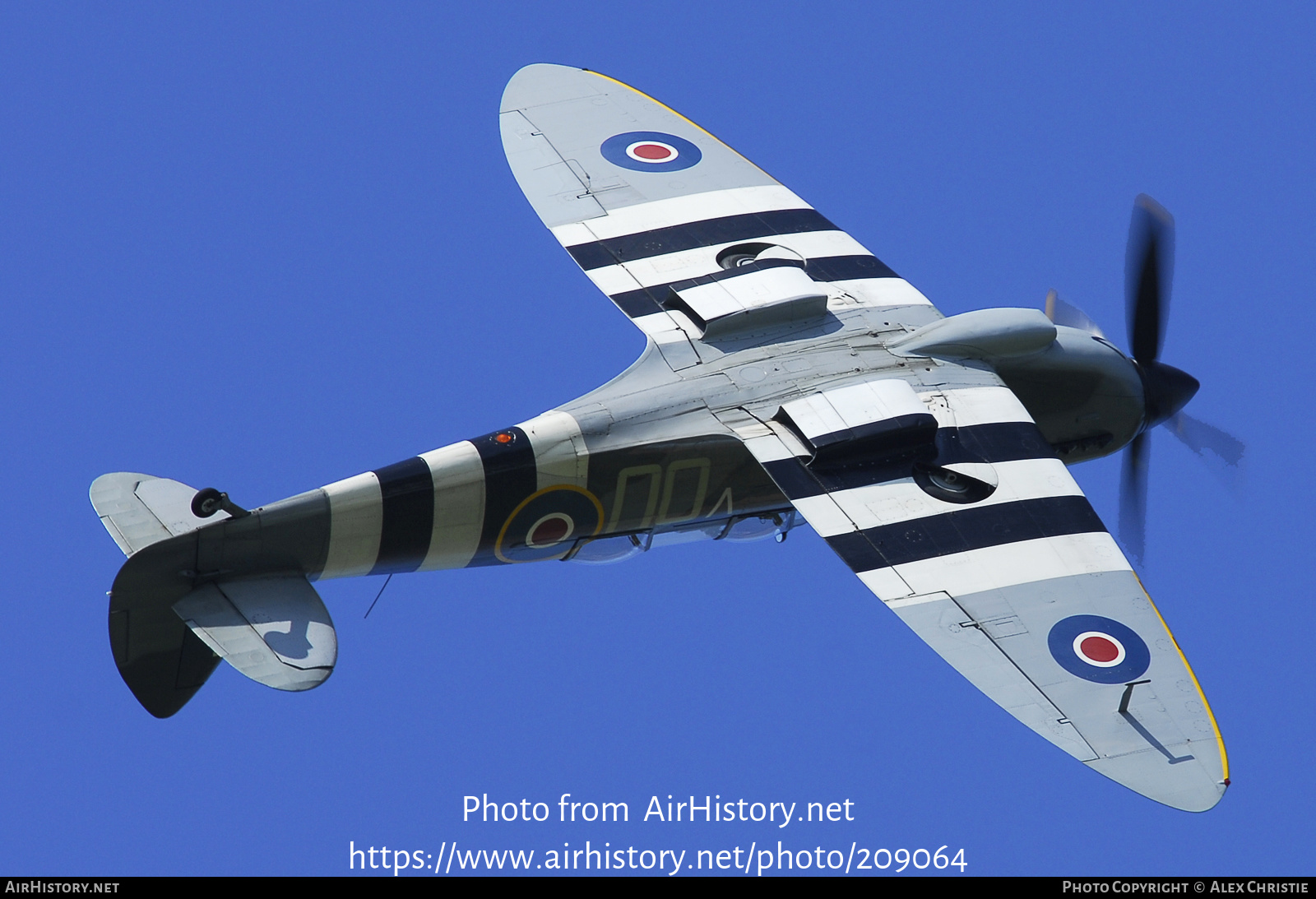 Aircraft Photo of G-LFIX | Supermarine 509 Spitfire T9 | UK - Air Force | AirHistory.net #209064