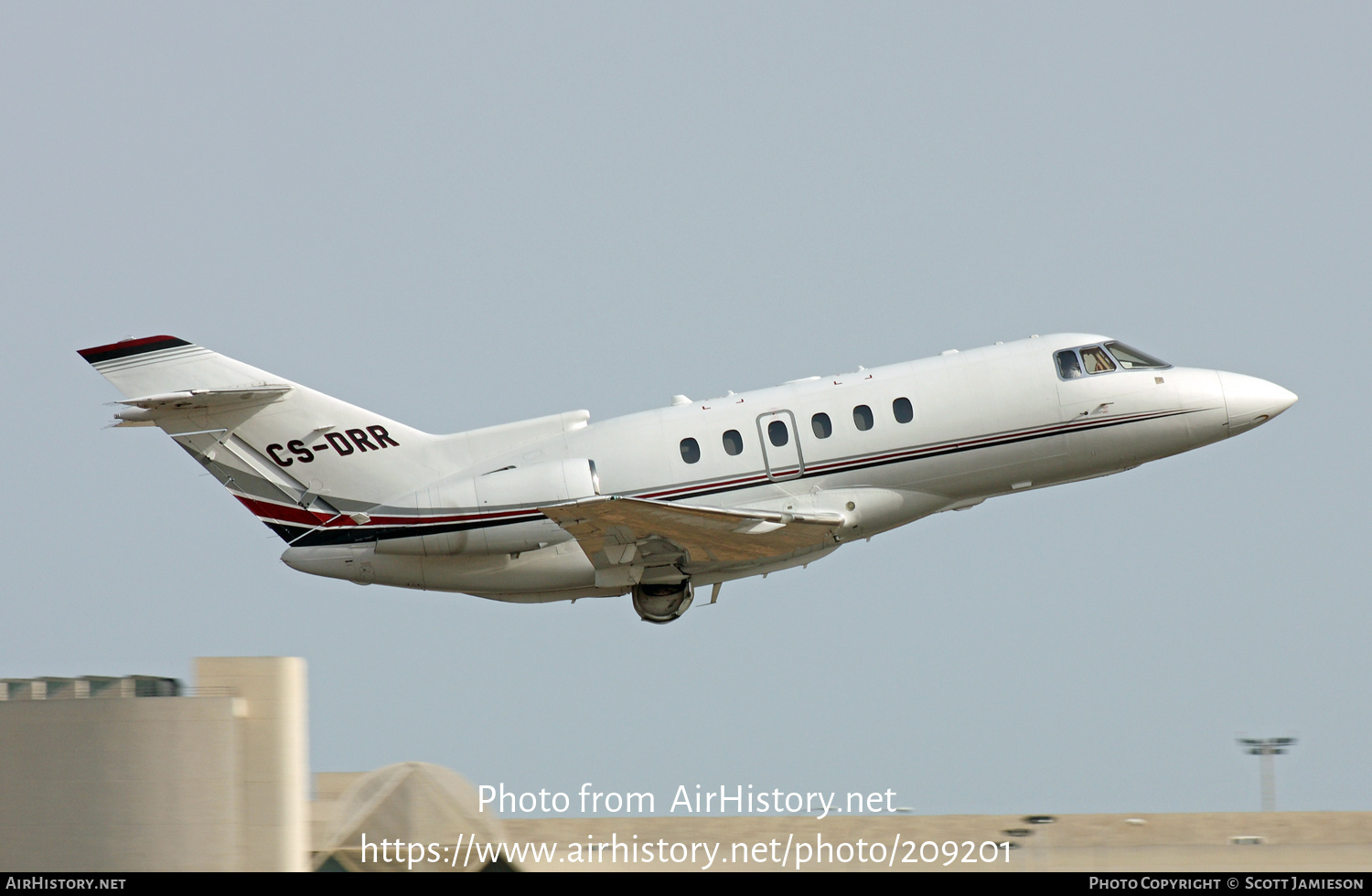 Aircraft Photo of CS-DRR | Raytheon Hawker 800XPi | AirHistory.net #209201