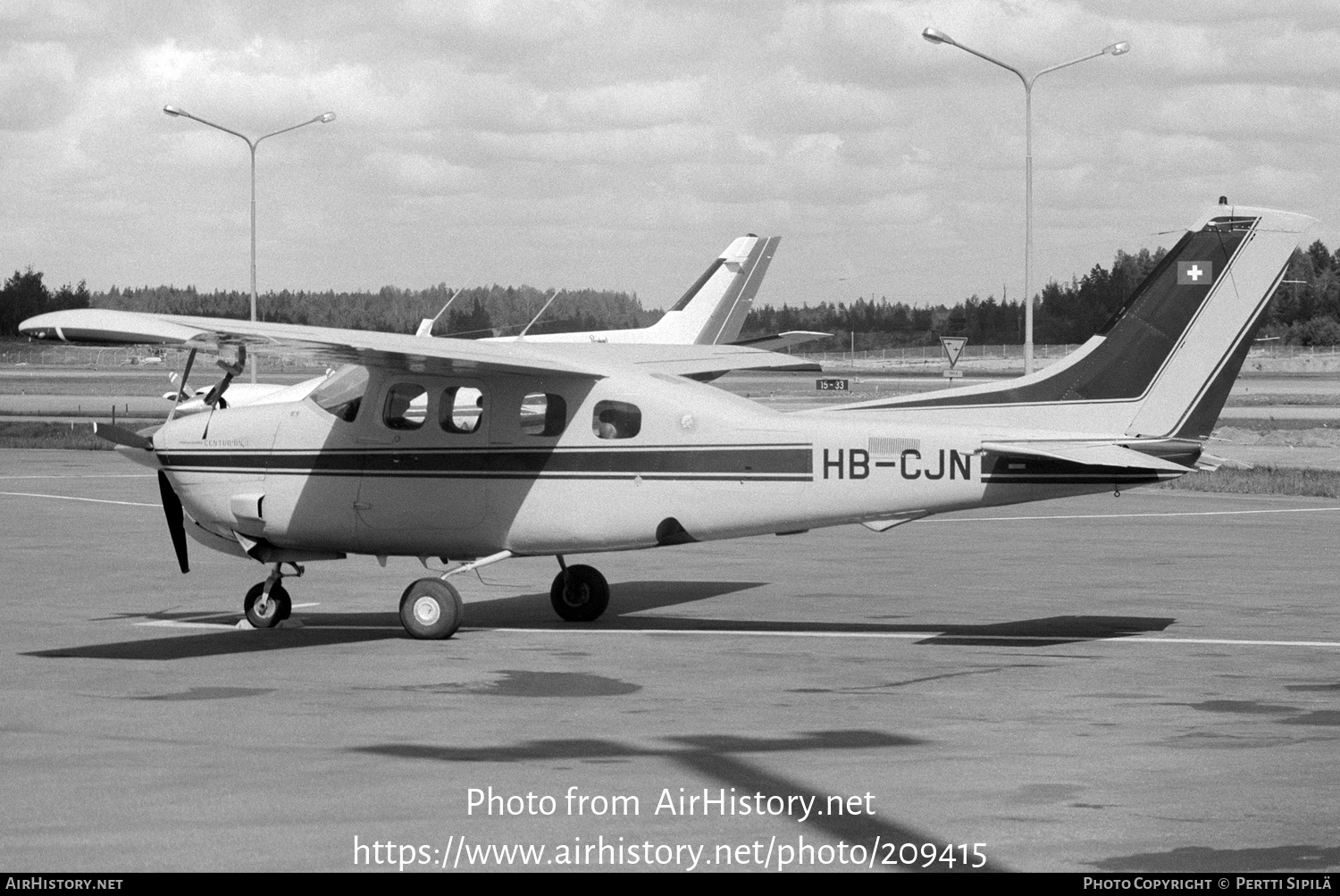 Aircraft Photo of HB-CJN | Cessna P210N Pressurized Centurion II | AirHistory.net #209415