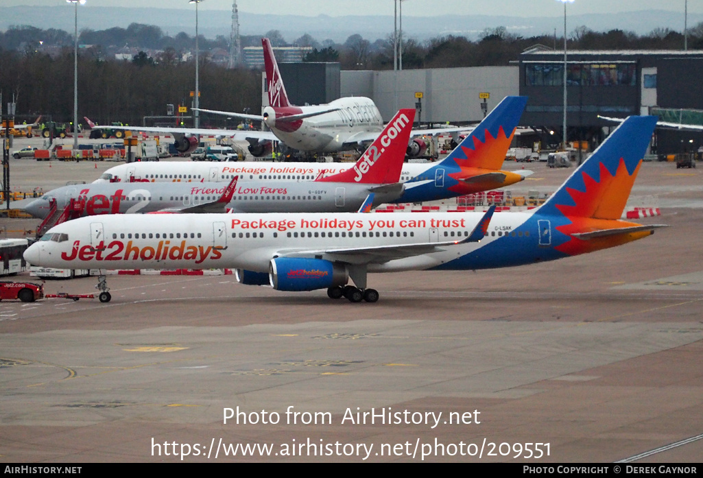 Aircraft Photo of G-LSAK | Boeing 757-23N | Jet2 Holidays | AirHistory.net #209551