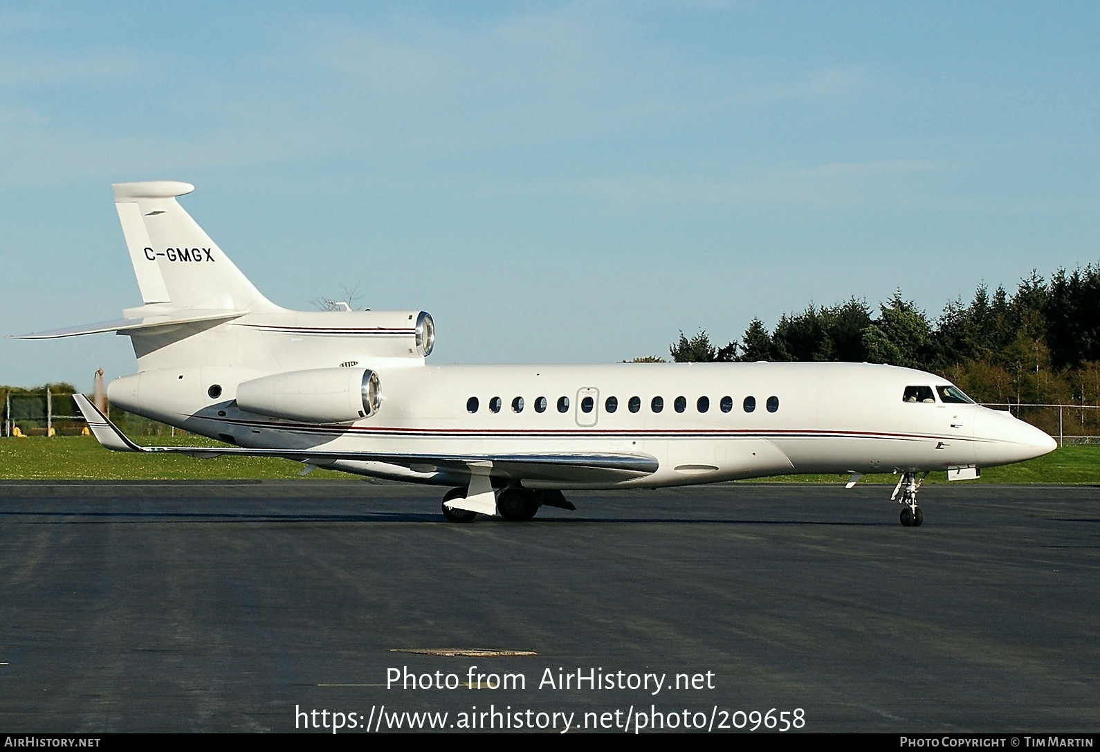 Aircraft Photo of C-GMGX | Dassault Falcon 7X | AirHistory.net #209658