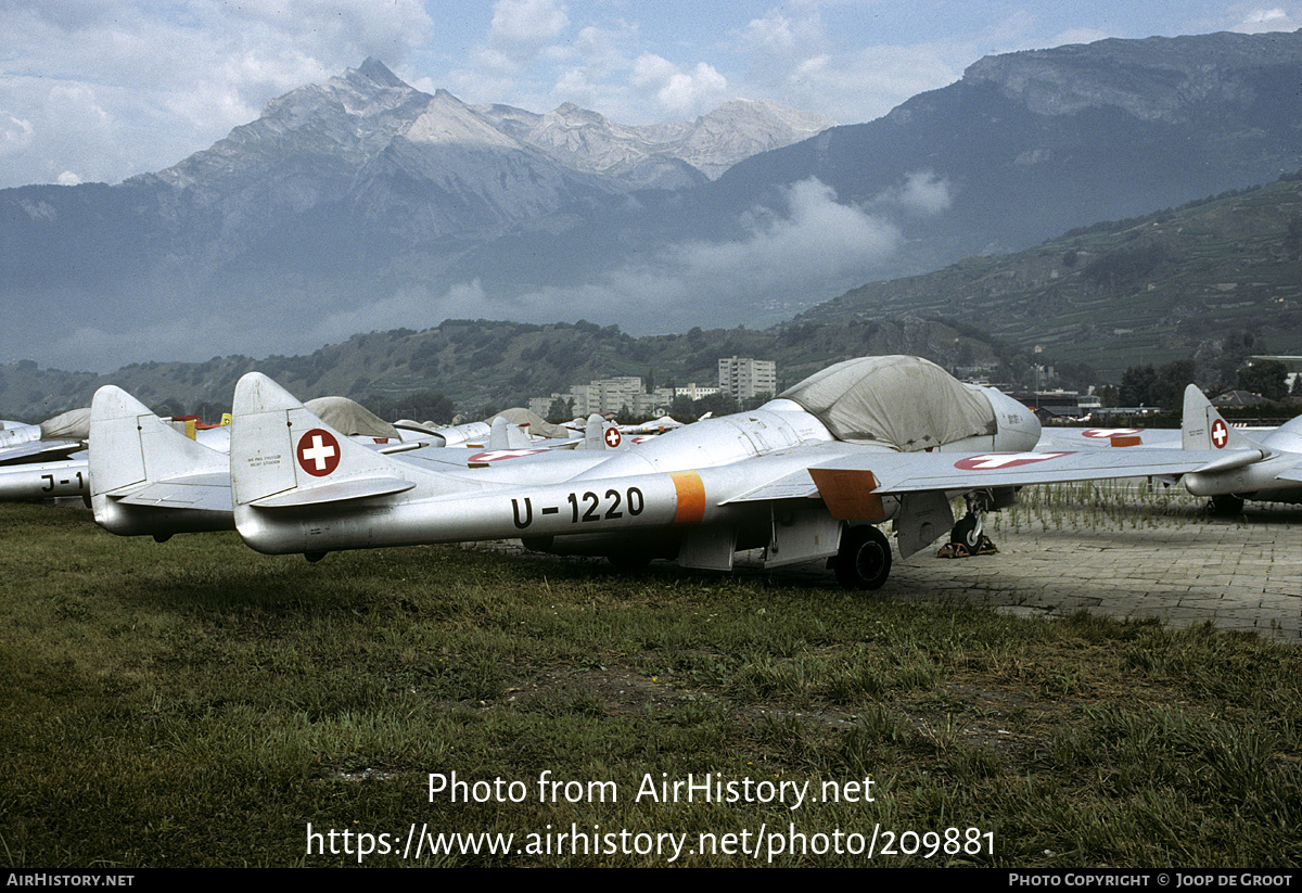 Aircraft Photo of U-1220 | De Havilland D.H. 115 Vampire T55 | Switzerland - Air Force | AirHistory.net #209881