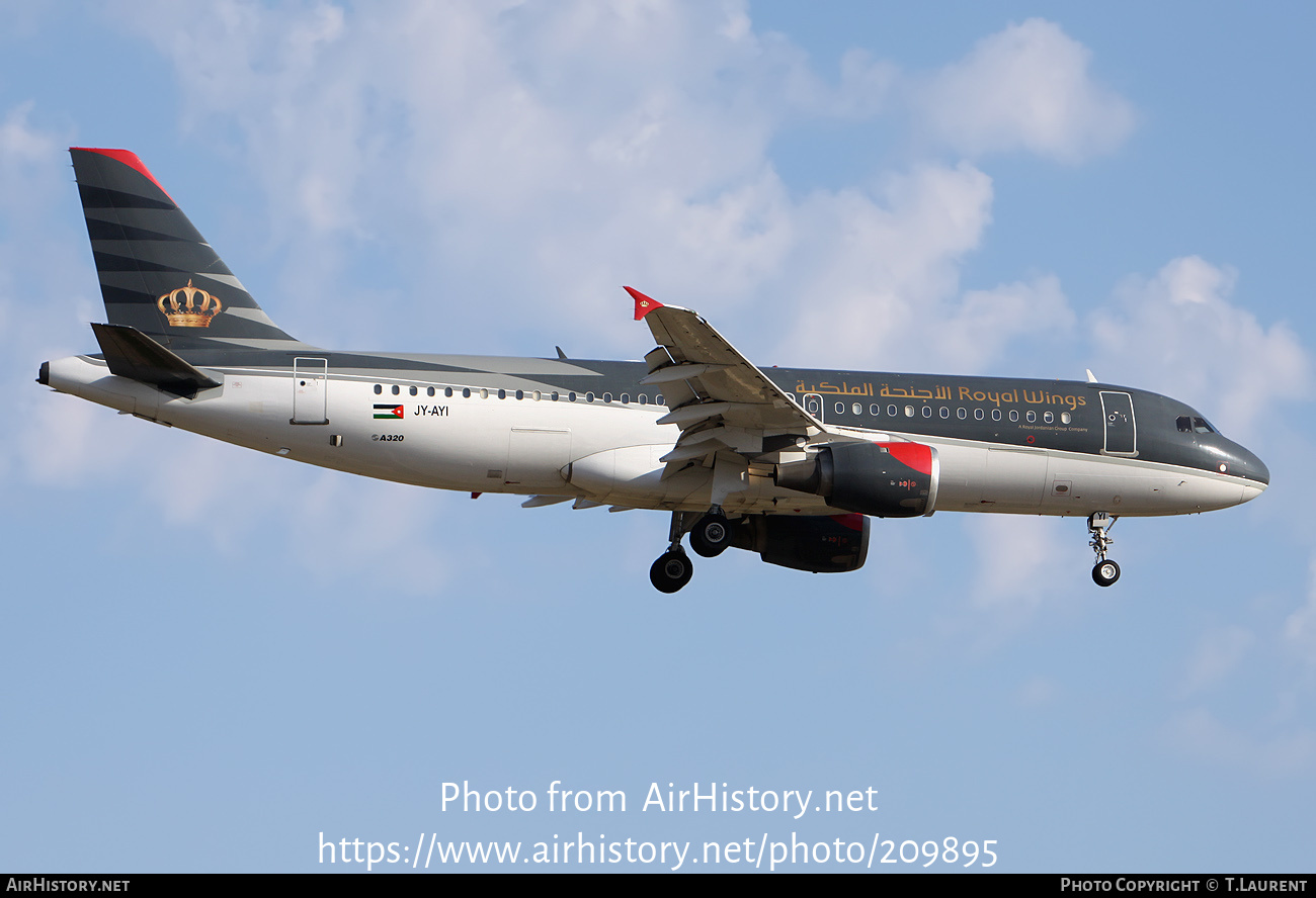 Aircraft Photo of JY-AYI | Airbus A320-212 | Royal Wings | AirHistory.net #209895