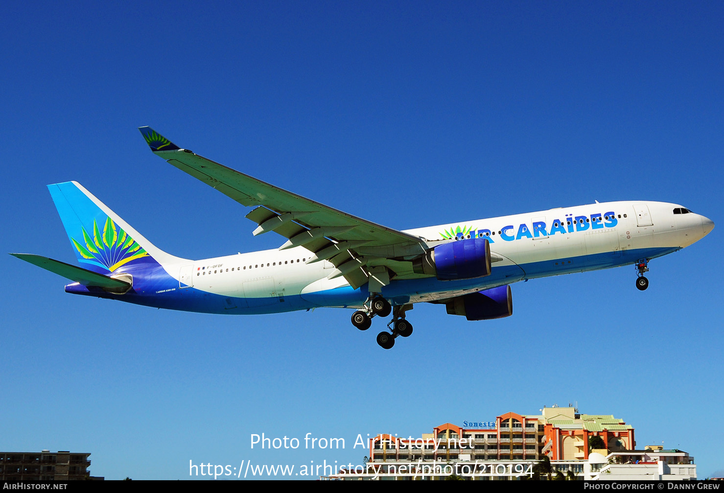 Aircraft Photo of F-OFDF | Airbus A330-223 | Air Caraïbes | AirHistory.net #210194