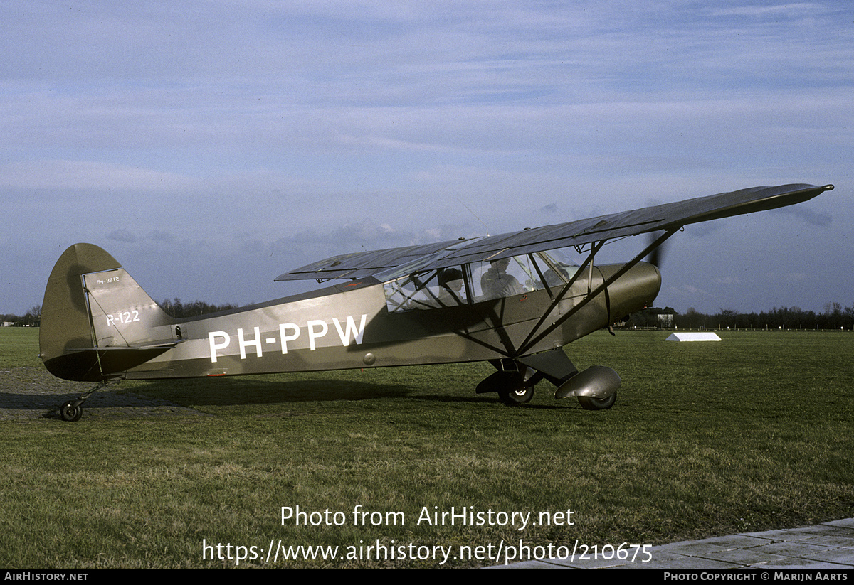 Aircraft Photo of PH-PPW / R-122 | Piper PA-18-135 Super Cub | AirHistory.net #210675