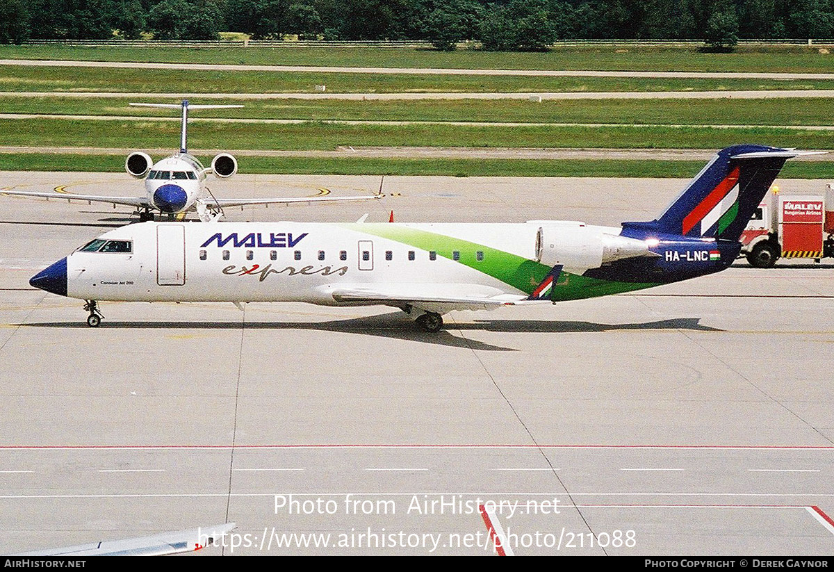 Aircraft Photo of HA-LNC | Bombardier CRJ-200ER (CL-600-2B19) | Malév Express | AirHistory.net #211088