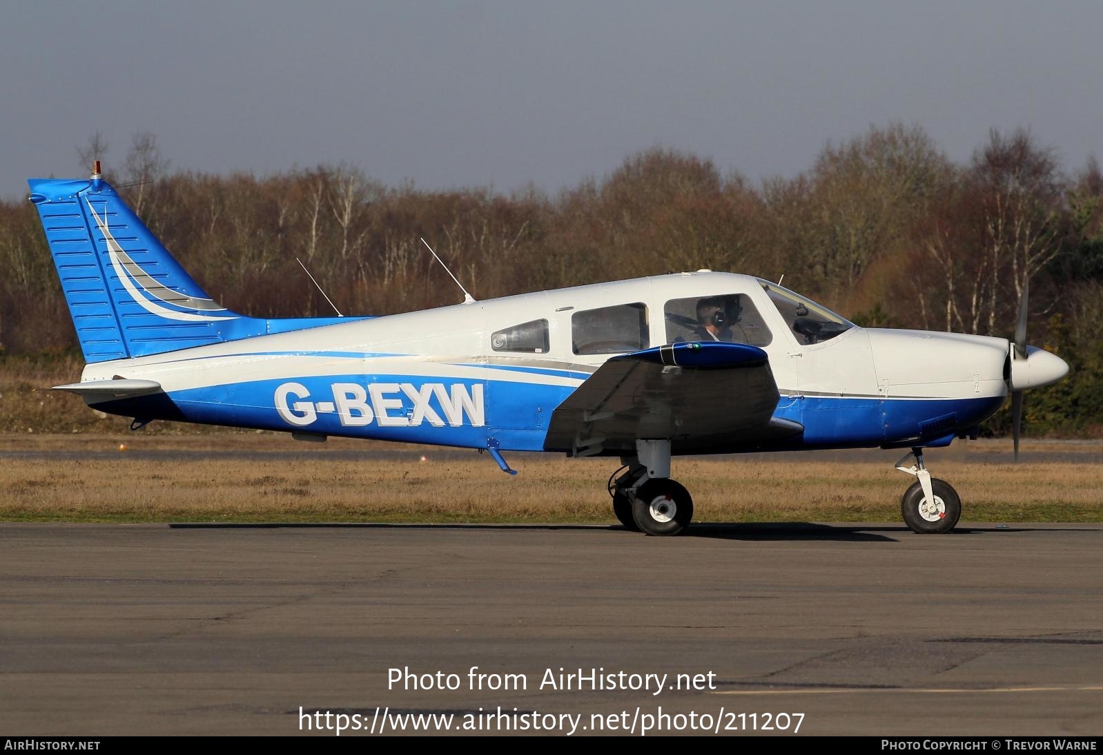 Aircraft Photo of G-BEXW | Piper PA-28-181 Cherokee Archer II | AirHistory.net #211207