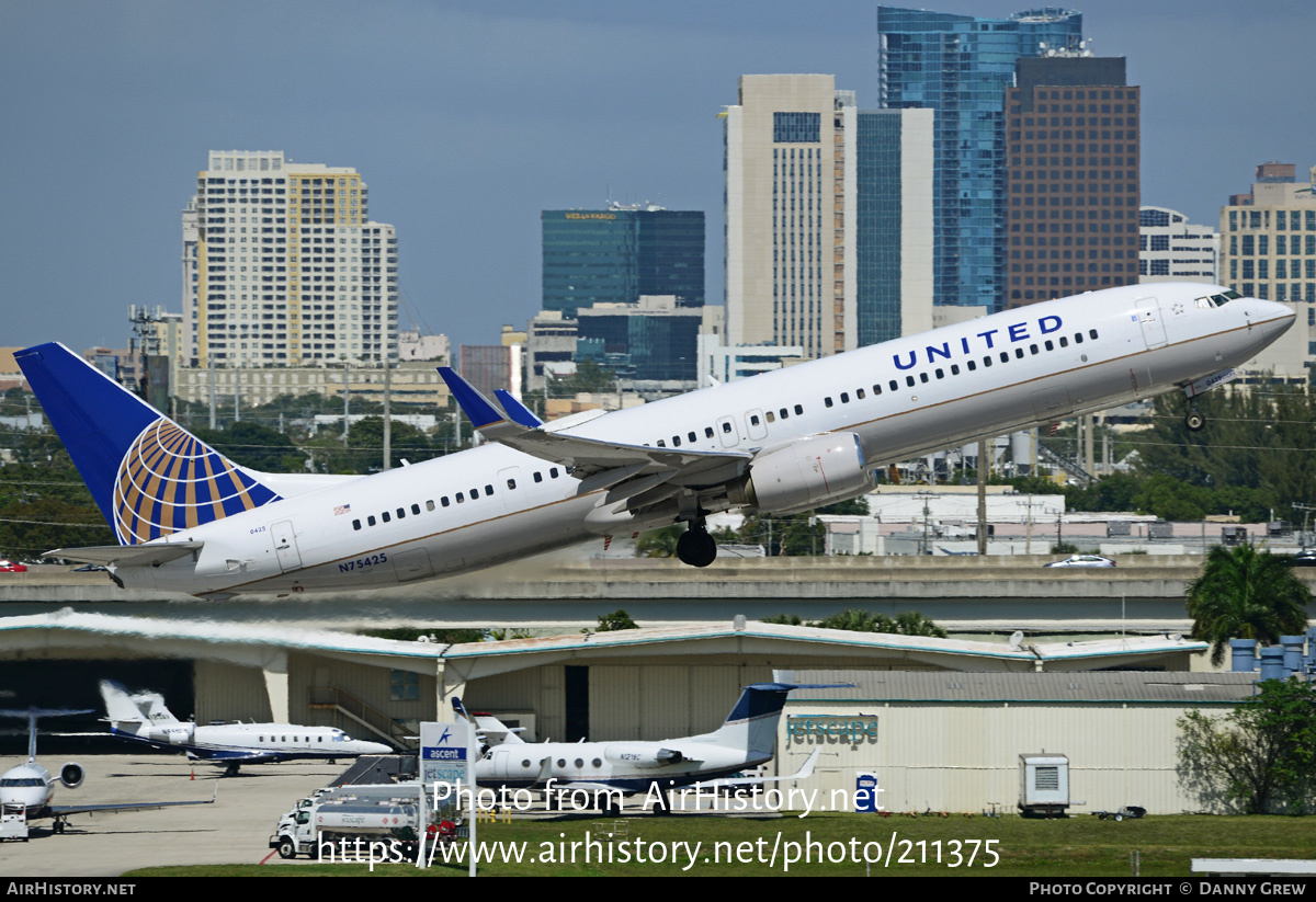 Aircraft Photo of N75425 | Boeing 737-924/ER | United Airlines | AirHistory.net #211375