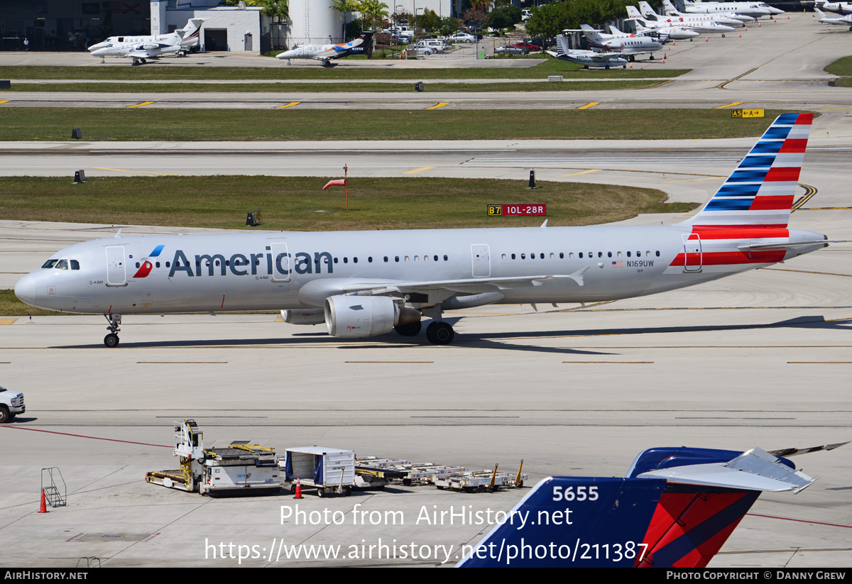 Aircraft Photo of N169UW | Airbus A321-211 | American Airlines | AirHistory.net #211387