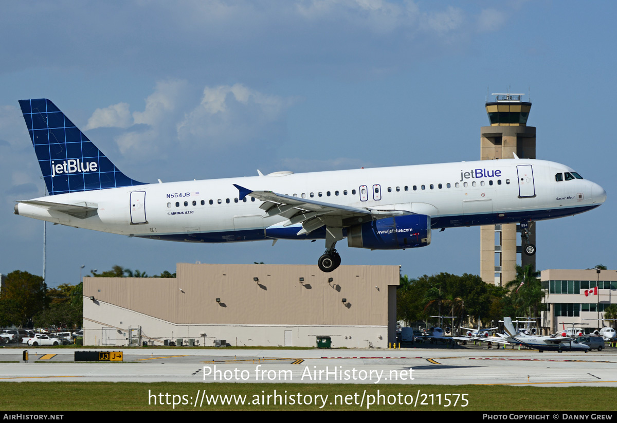 Aircraft Photo of N554JB | Airbus A320-232 | JetBlue Airways | AirHistory.net #211575