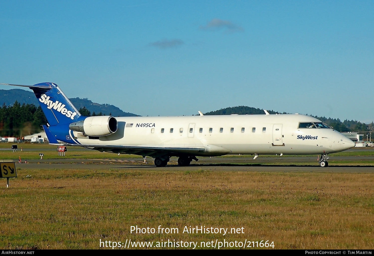 Aircraft Photo of N495CA | Bombardier CRJ-200LR (CL-600-2B19) | SkyWest Airlines | AirHistory.net #211664