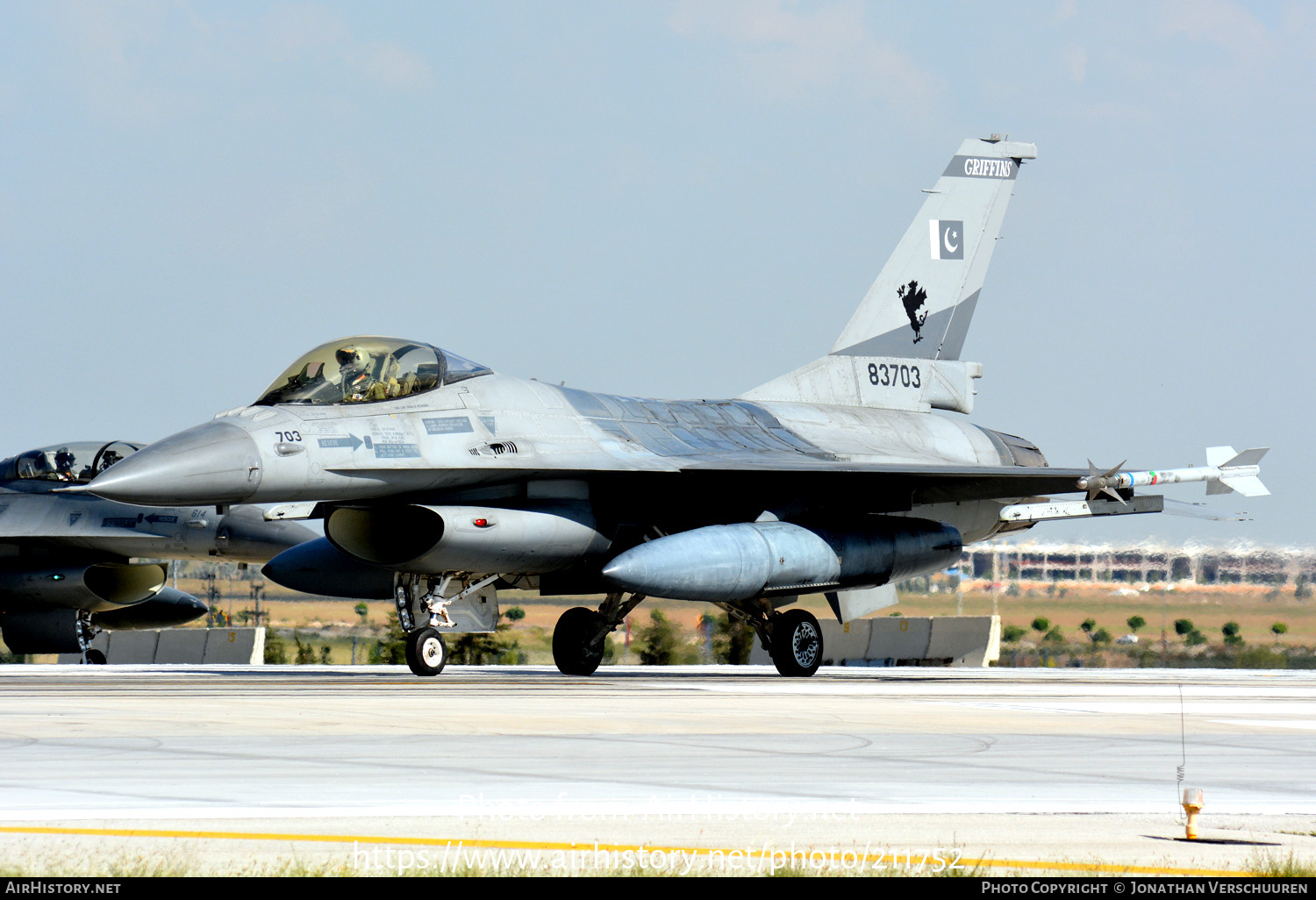 Aircraft Photo of 83703 | General Dynamics F-16AM Fighting Falcon | Pakistan - Air Force | AirHistory.net #211752