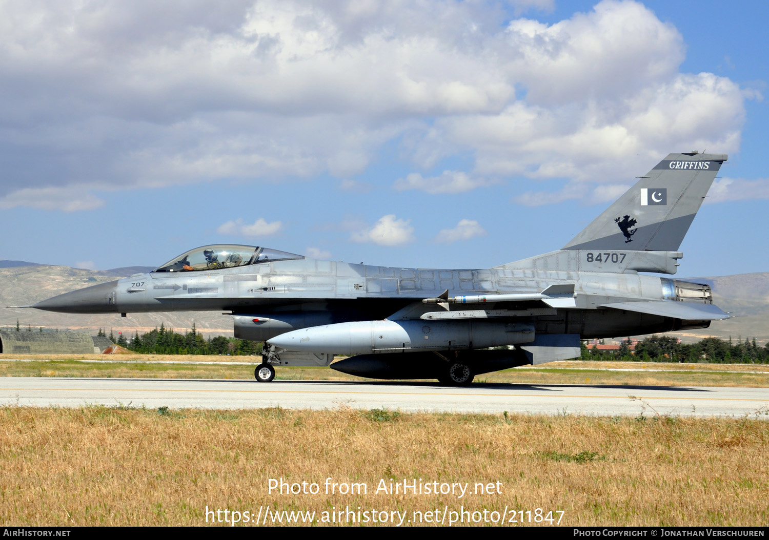 Aircraft Photo of 84707 | General Dynamics F-16AM Fighting Falcon | Pakistan - Air Force | AirHistory.net #211847