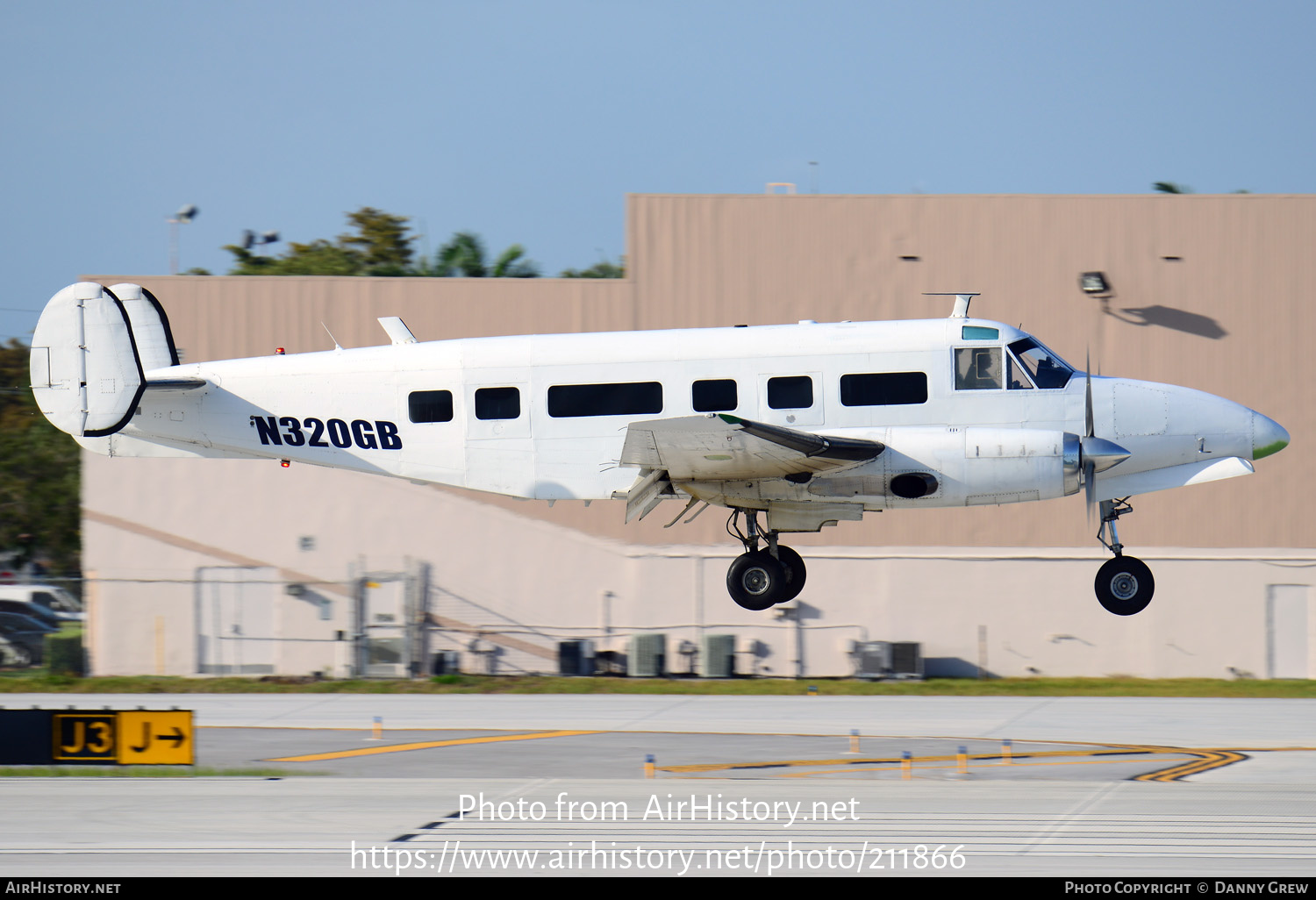 Aircraft Photo of N320GB | Volpar Turboliner II | AirHistory.net #211866