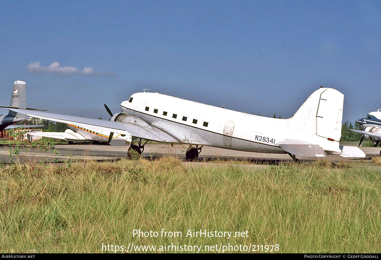 Aircraft Photo of N28341 | Douglas DC-3-357 | AirHistory.net #211978