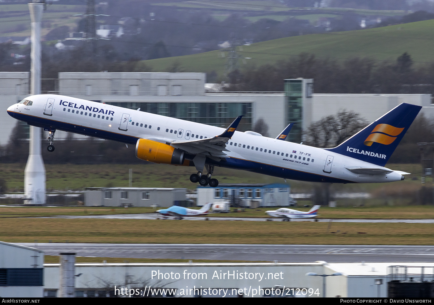 Aircraft Photo of TF-FIK | Boeing 757-256 | Icelandair | AirHistory.net #212094