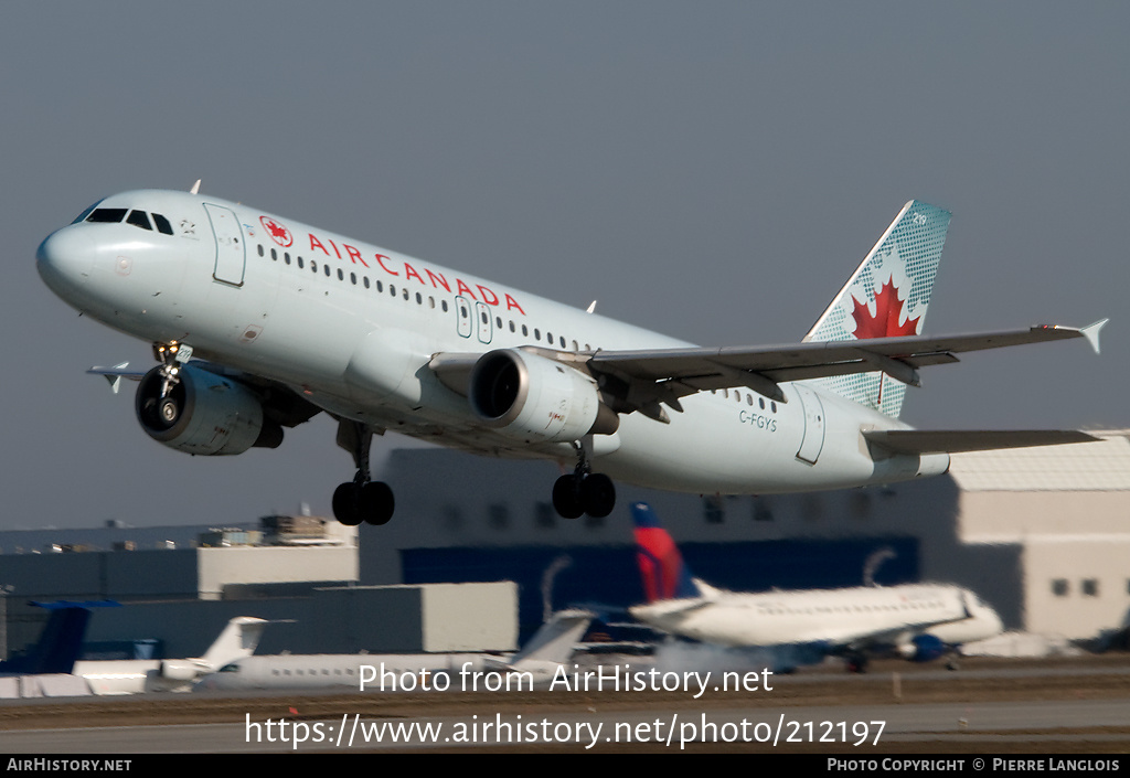 Aircraft Photo of C-FGYS | Airbus A320-211 | Air Canada | AirHistory.net #212197