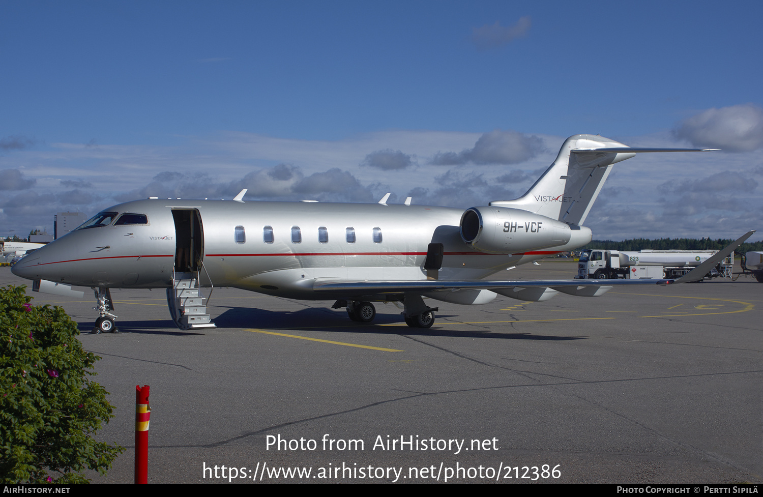 Aircraft Photo of 9H-VCF | Bombardier Challenger 350 (BD-100-1A10) | VistaJet | AirHistory.net #212386