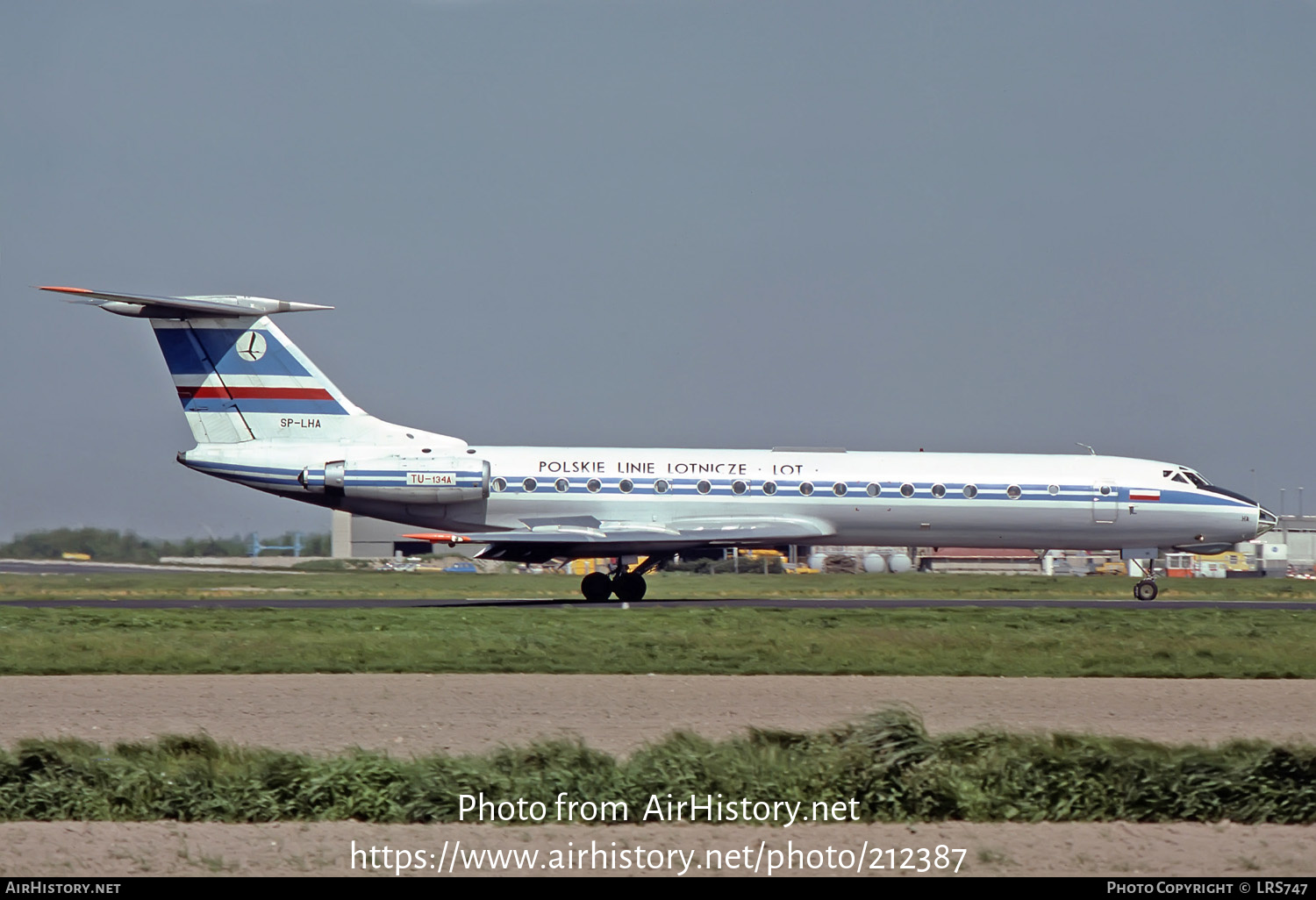 Aircraft Photo of SP-LHA | Tupolev Tu-134A | LOT Polish Airlines - Polskie Linie Lotnicze | AirHistory.net #212387