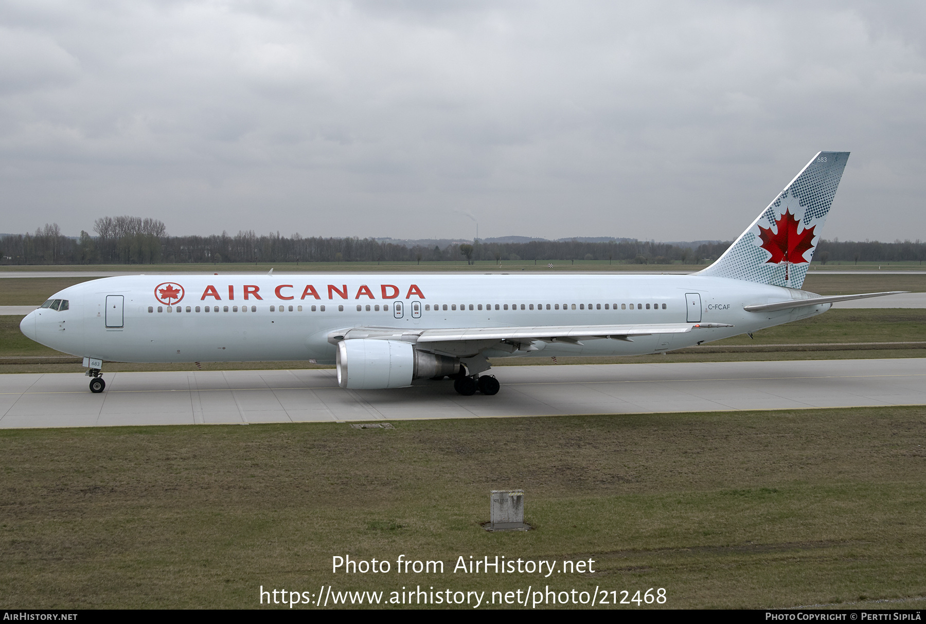 Aircraft Photo of C-FCAF | Boeing 767-375/ER | Air Canada | AirHistory.net #212468