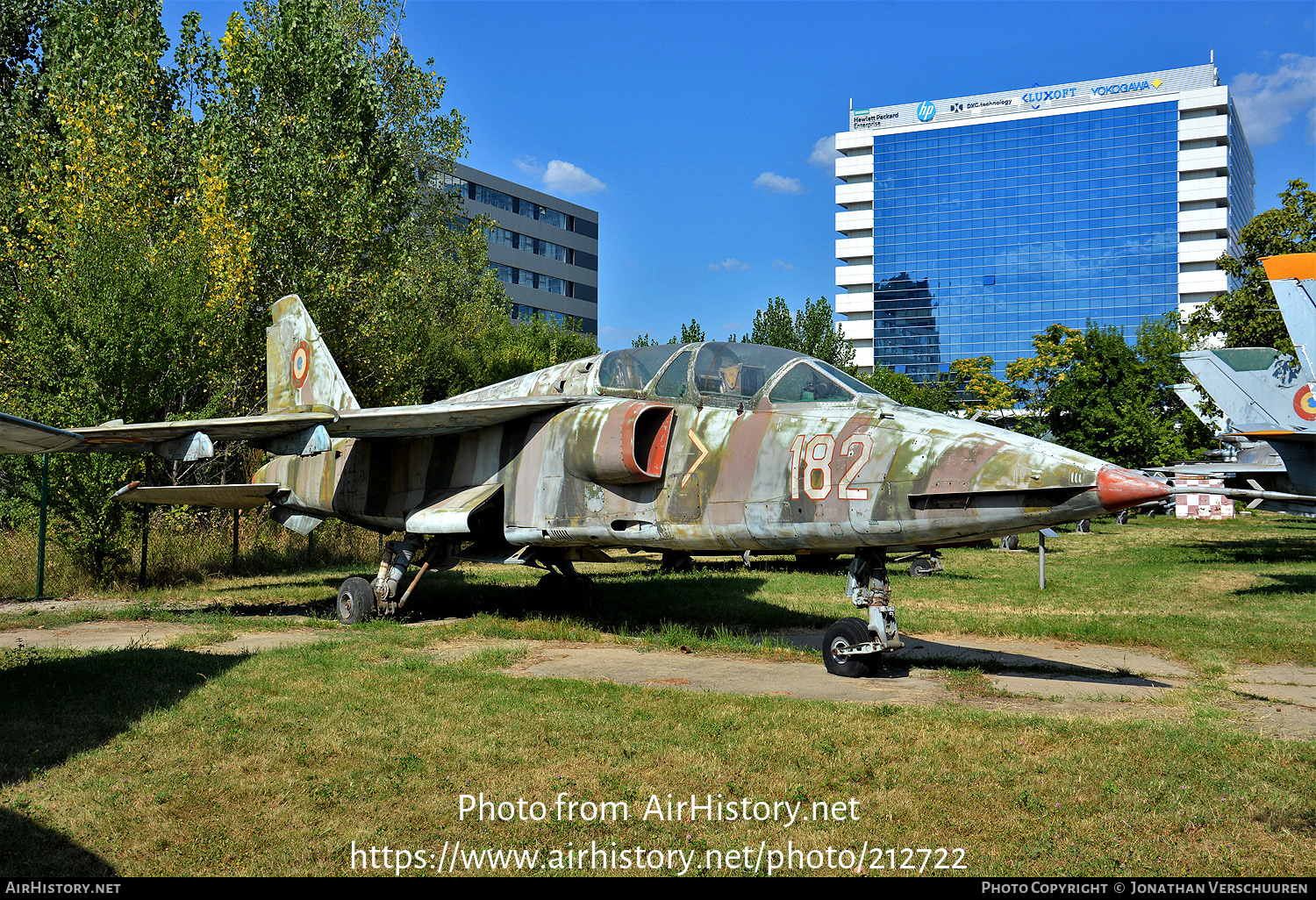 Aircraft Photo of 182 | Craiova IAR-93DC Vultur | Romania - Air Force | AirHistory.net #212722