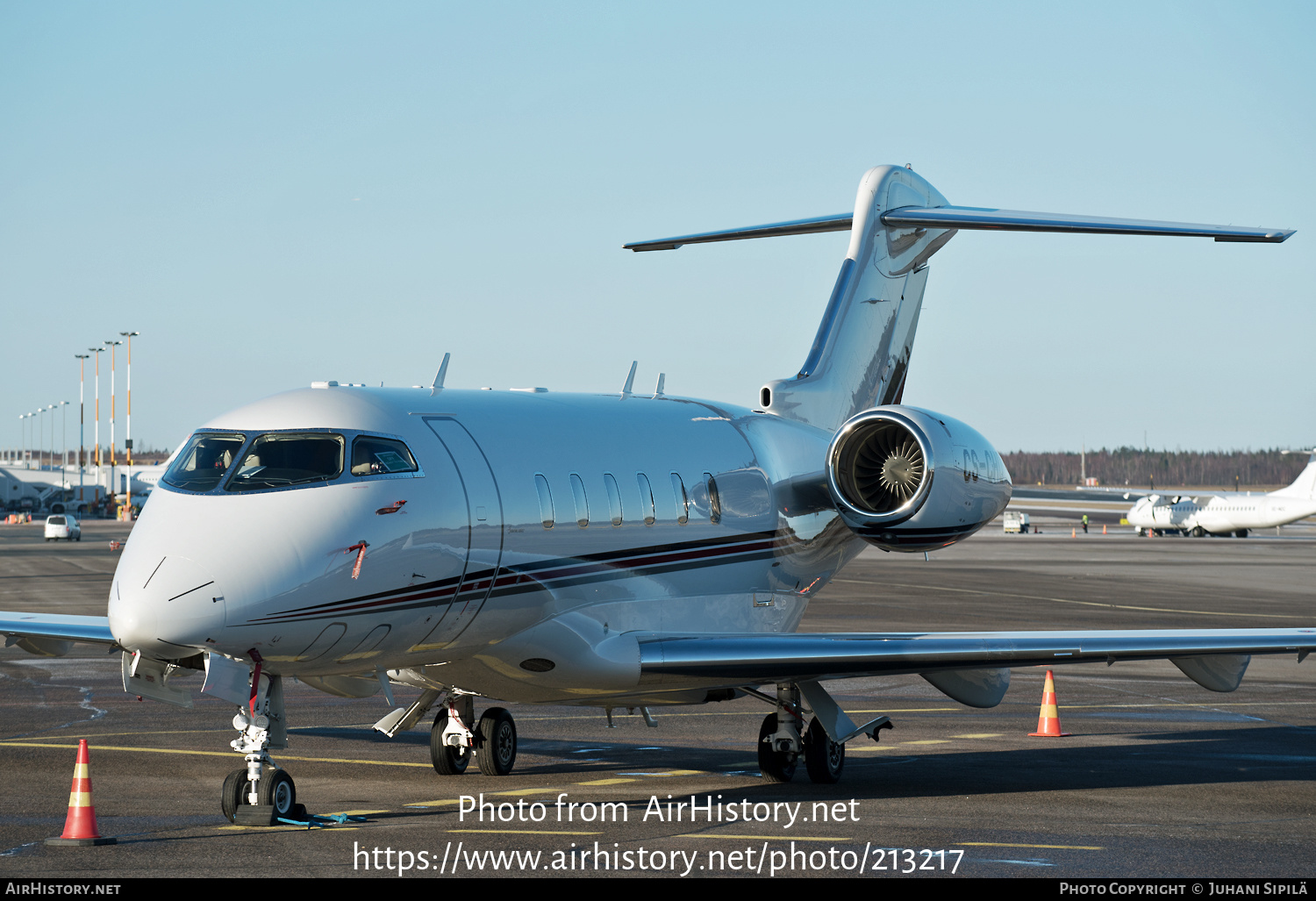 Aircraft Photo of CS-CHD | Bombardier Challenger 350 (BD-100-1A10) | AirHistory.net #213217