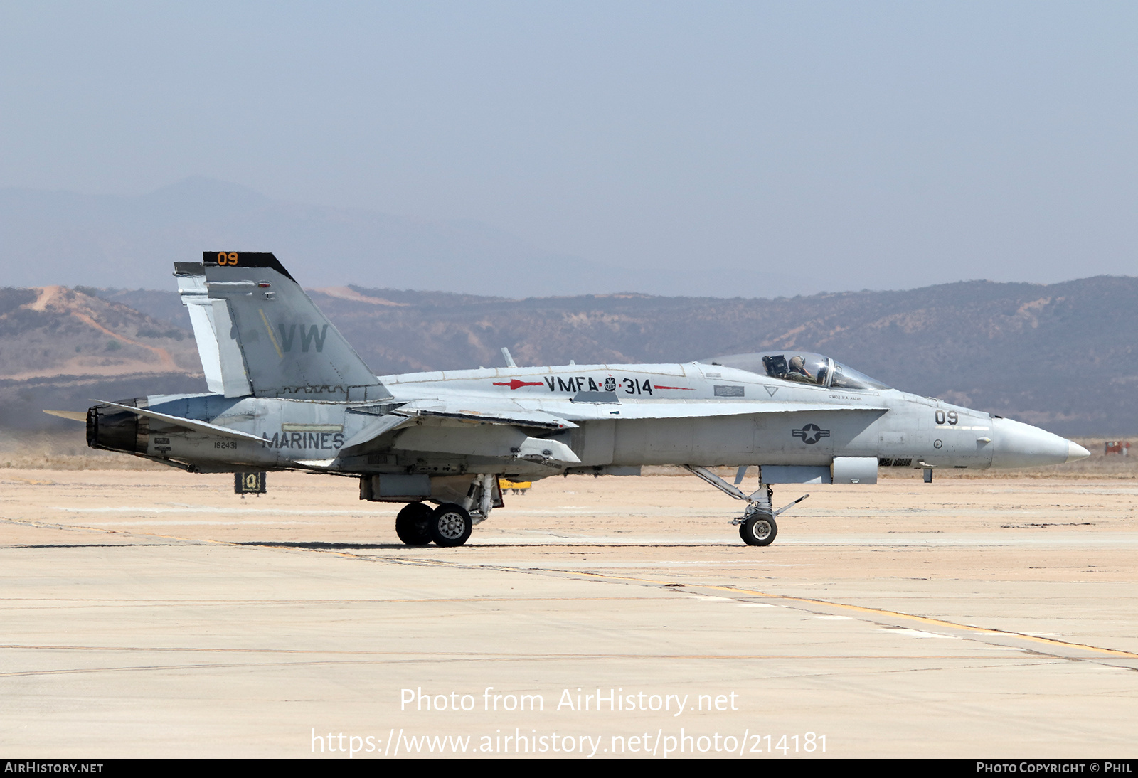 Aircraft Photo of 162431 | McDonnell Douglas F/A-18A Hornet | USA - Marines | AirHistory.net #214181