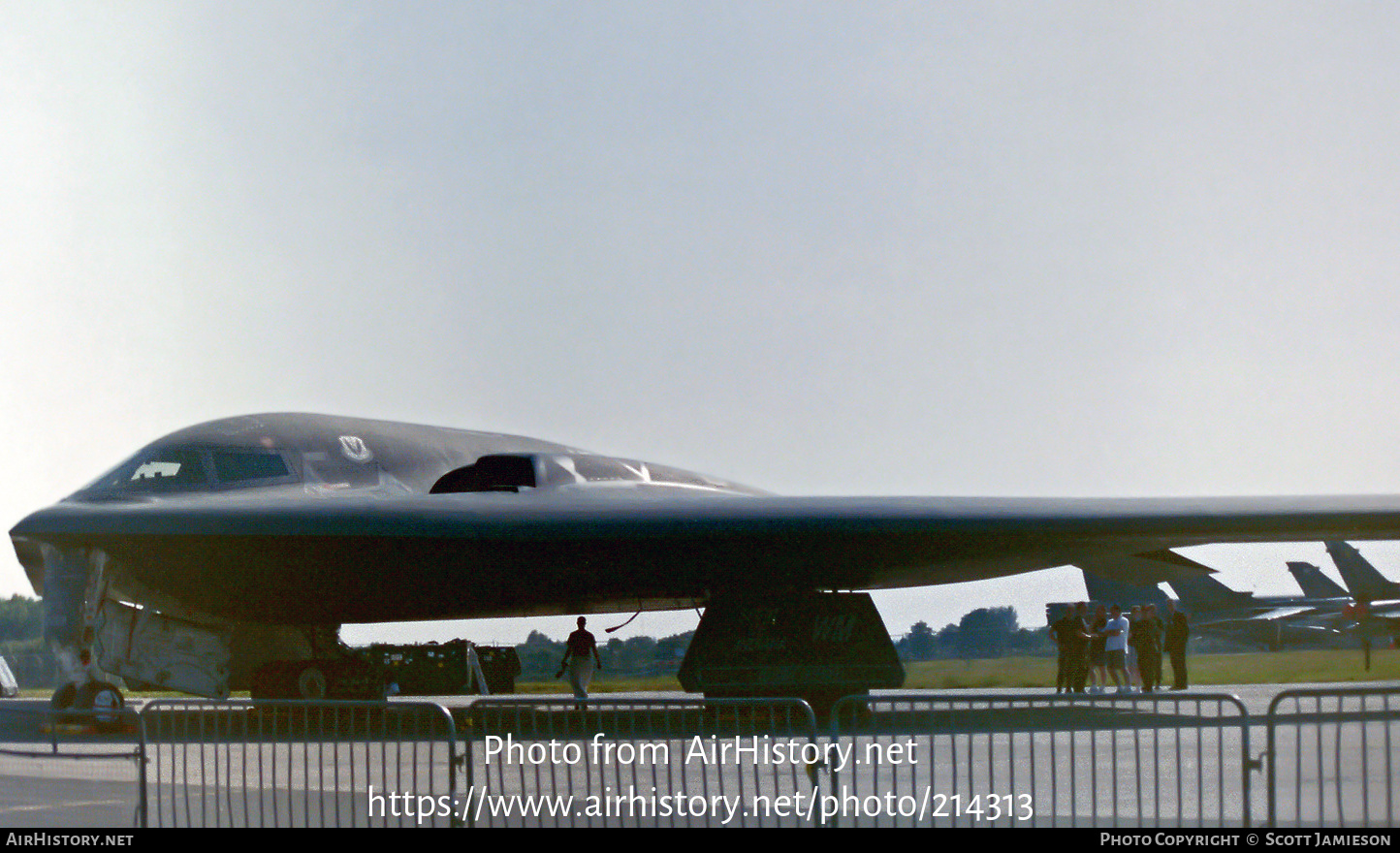 Aircraft Photo of 82-1069 | Northrop Grumman B-2A Spirit | USA - Air Force | AirHistory.net #214313