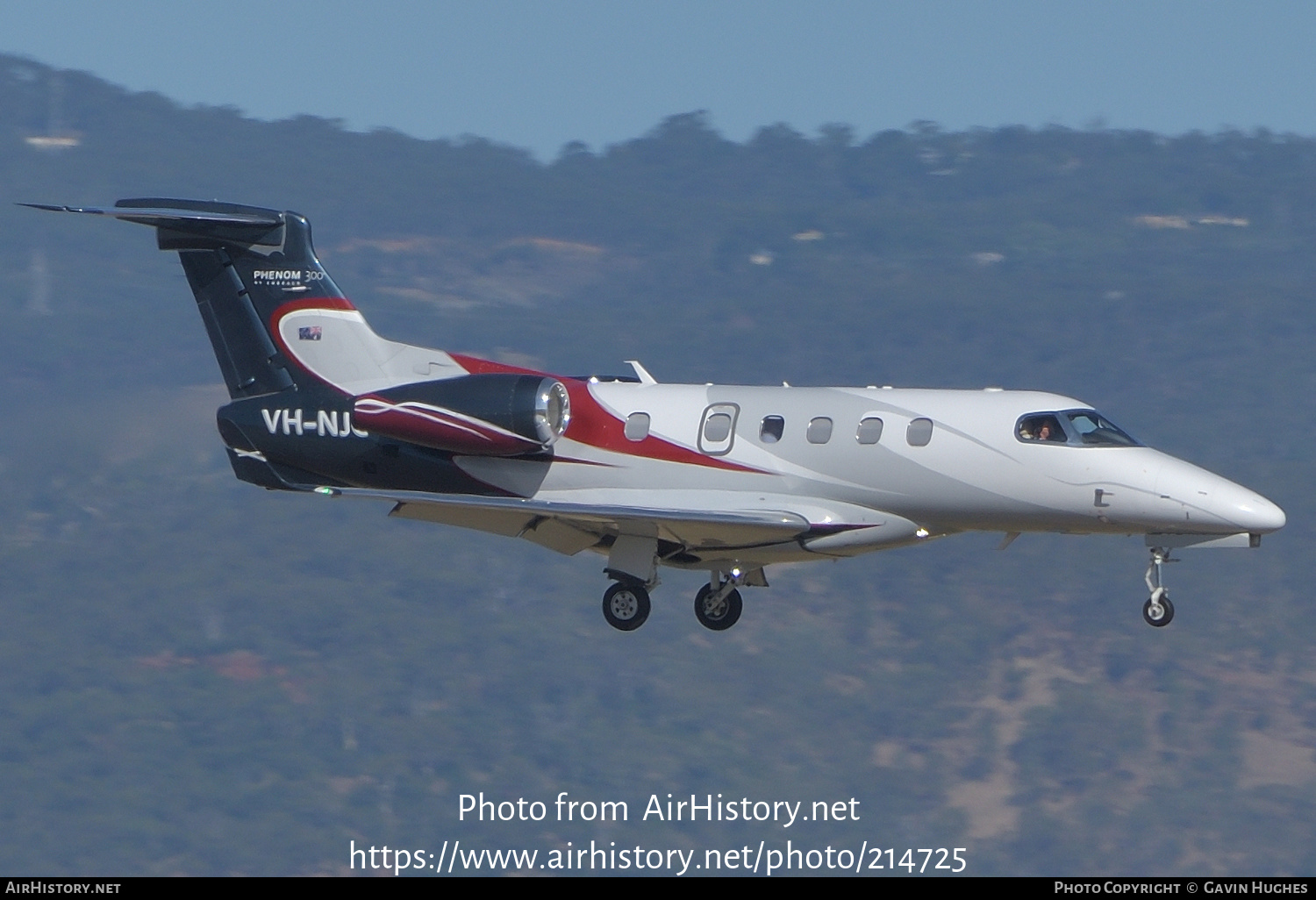 Aircraft Photo of VH-NJC | Embraer EMB-505 Phenom 300 | AirHistory.net #214725