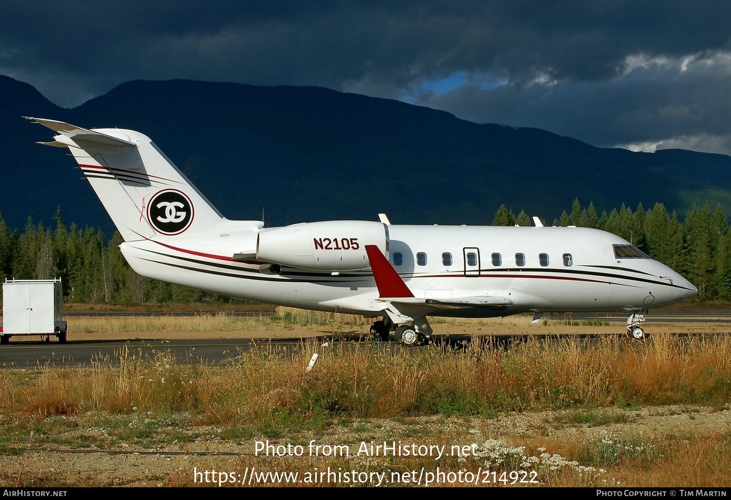 Aircraft Photo of N2105 | Canadair Challenger 600 (CL-600-1A11) | Coulson Group | AirHistory.net #214922