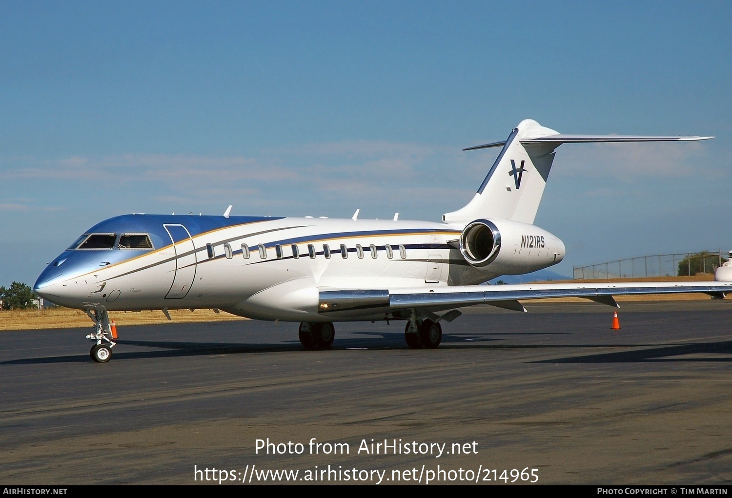 Aircraft Photo of N121RS | Bombardier Global Express XRS (BD-700-1A10) | AirHistory.net #214965