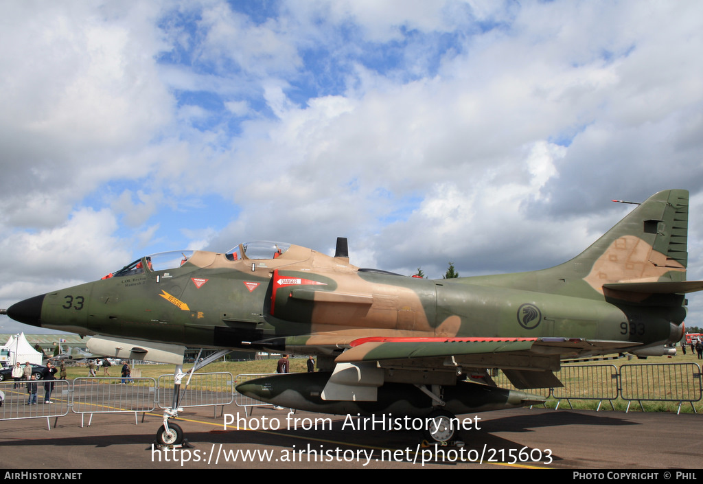 Aircraft Photo of 933 | McDonnell Douglas TA-4SU Skyhawk | Singapore - Air Force | AirHistory.net #215603