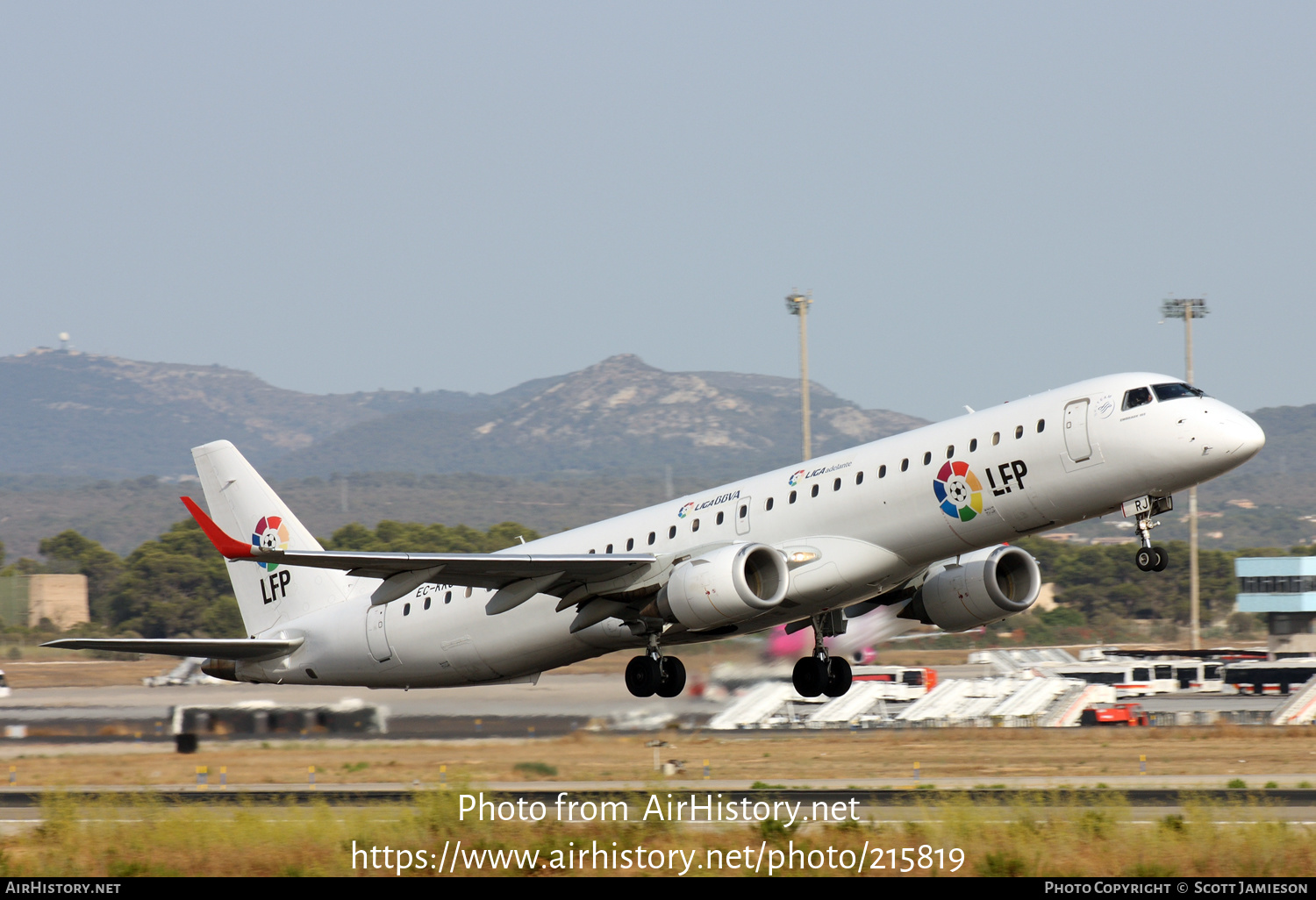 Aircraft Photo of EC-KRJ | Embraer 195LR (ERJ-190-200LR) | Air Europa | AirHistory.net #215819