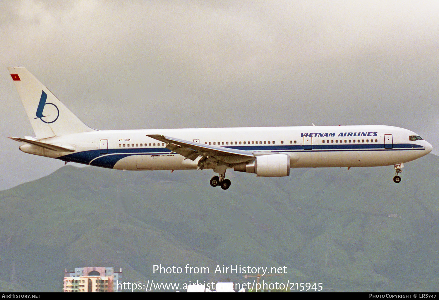 Aircraft Photo of V8-RBM | Boeing 767-328/ER | Vietnam Airlines | AirHistory.net #215945