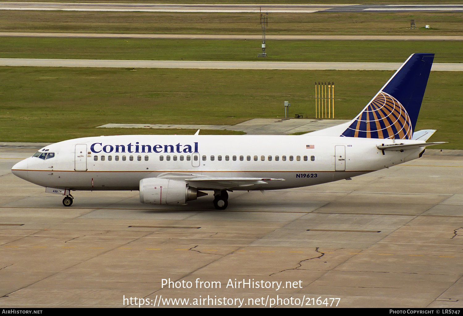 Aircraft Photo of N19623 | Boeing 737-524 | Continental Airlines | AirHistory.net #216477