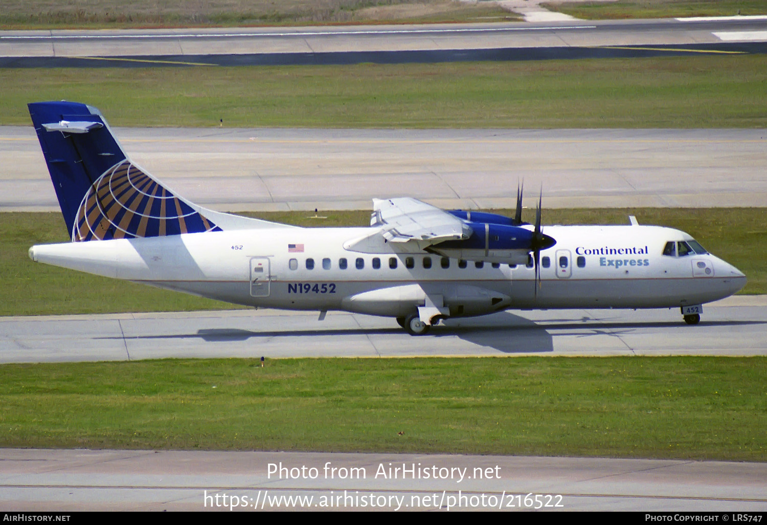 Aircraft Photo of N19452 | ATR ATR-42-500 | Continental Express | AirHistory.net #216522